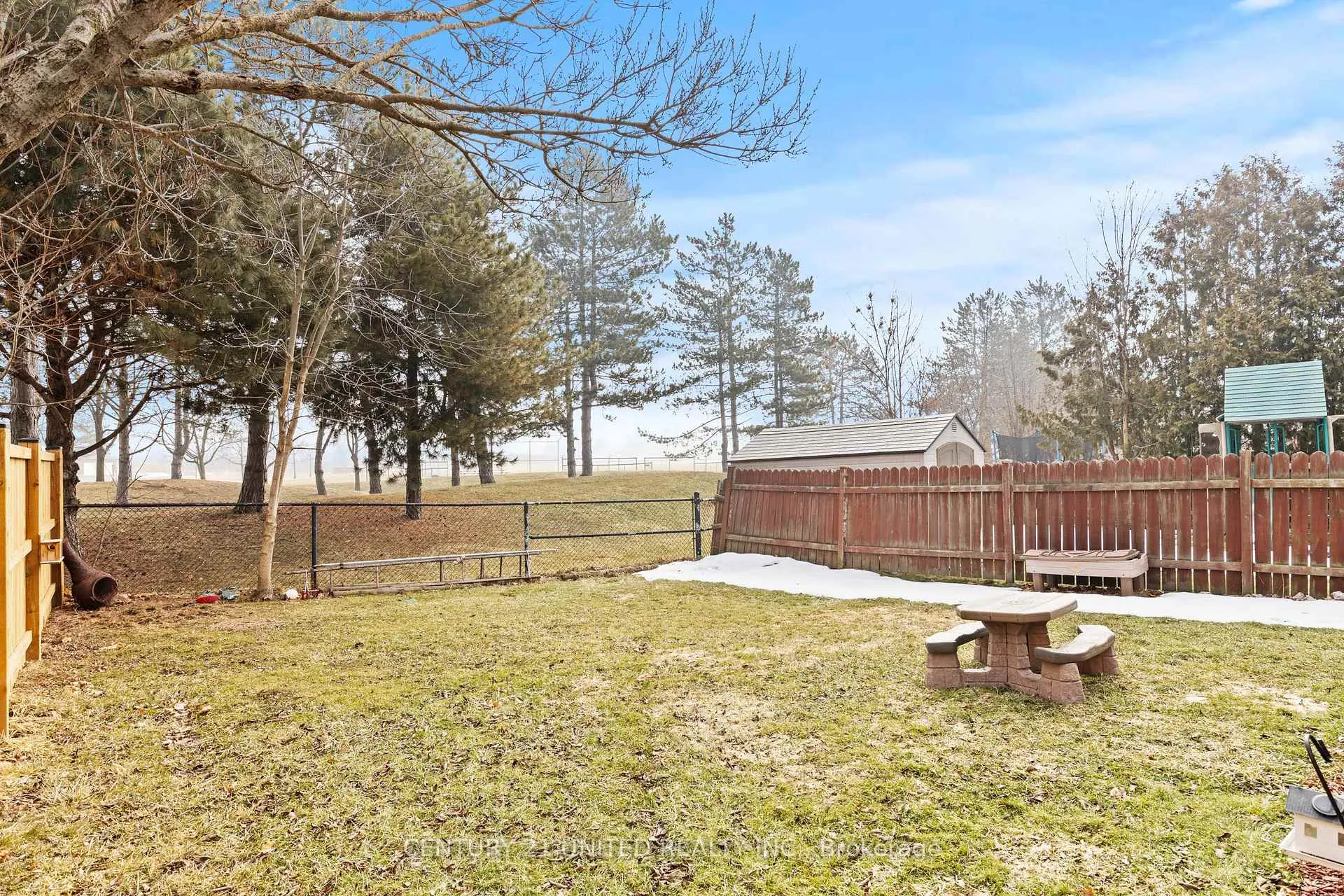 Photo 30 of 6 Elmvale Court, Haldimand — HOMEH