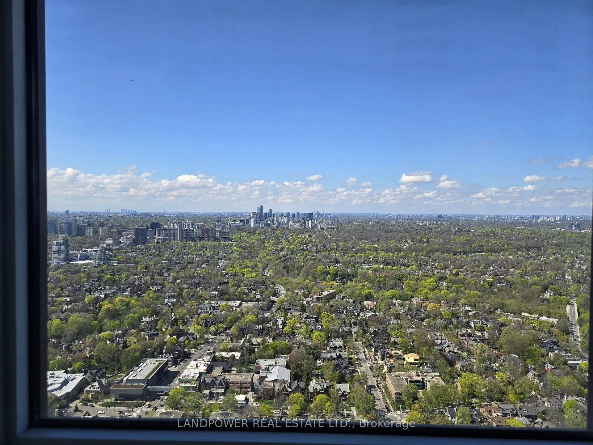 Photo 9 of Unit 5505, 395 Bloor Street E, Toronto, North St. James Town — HOMEH
