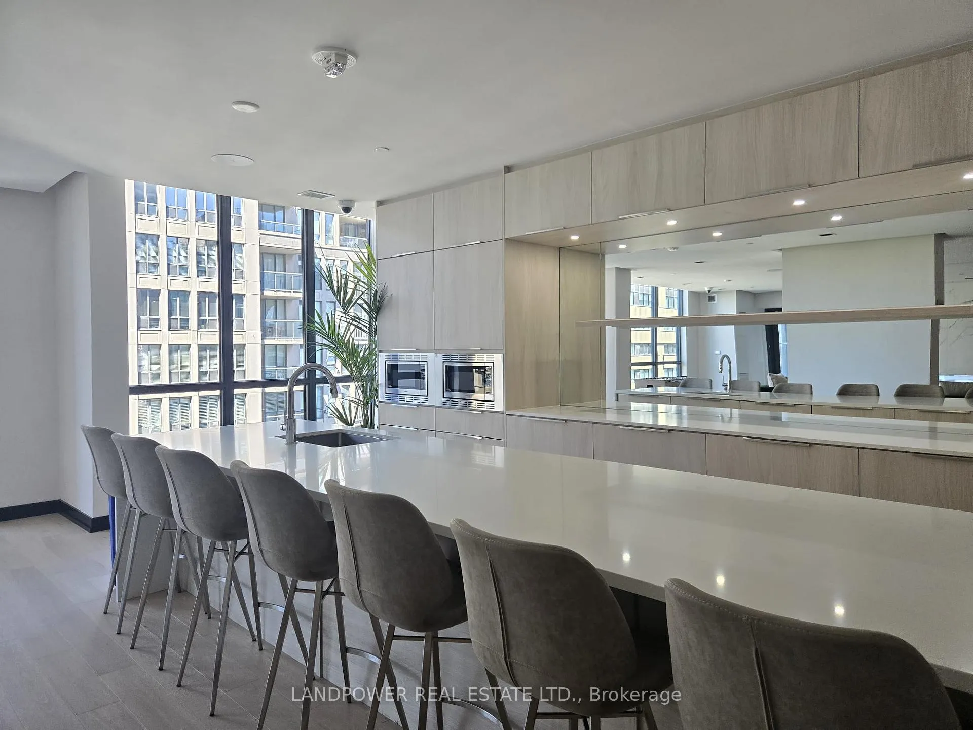Photo 22 of Unit 5505, 395 Bloor Street E, Toronto, North St. James Town — HOMEH