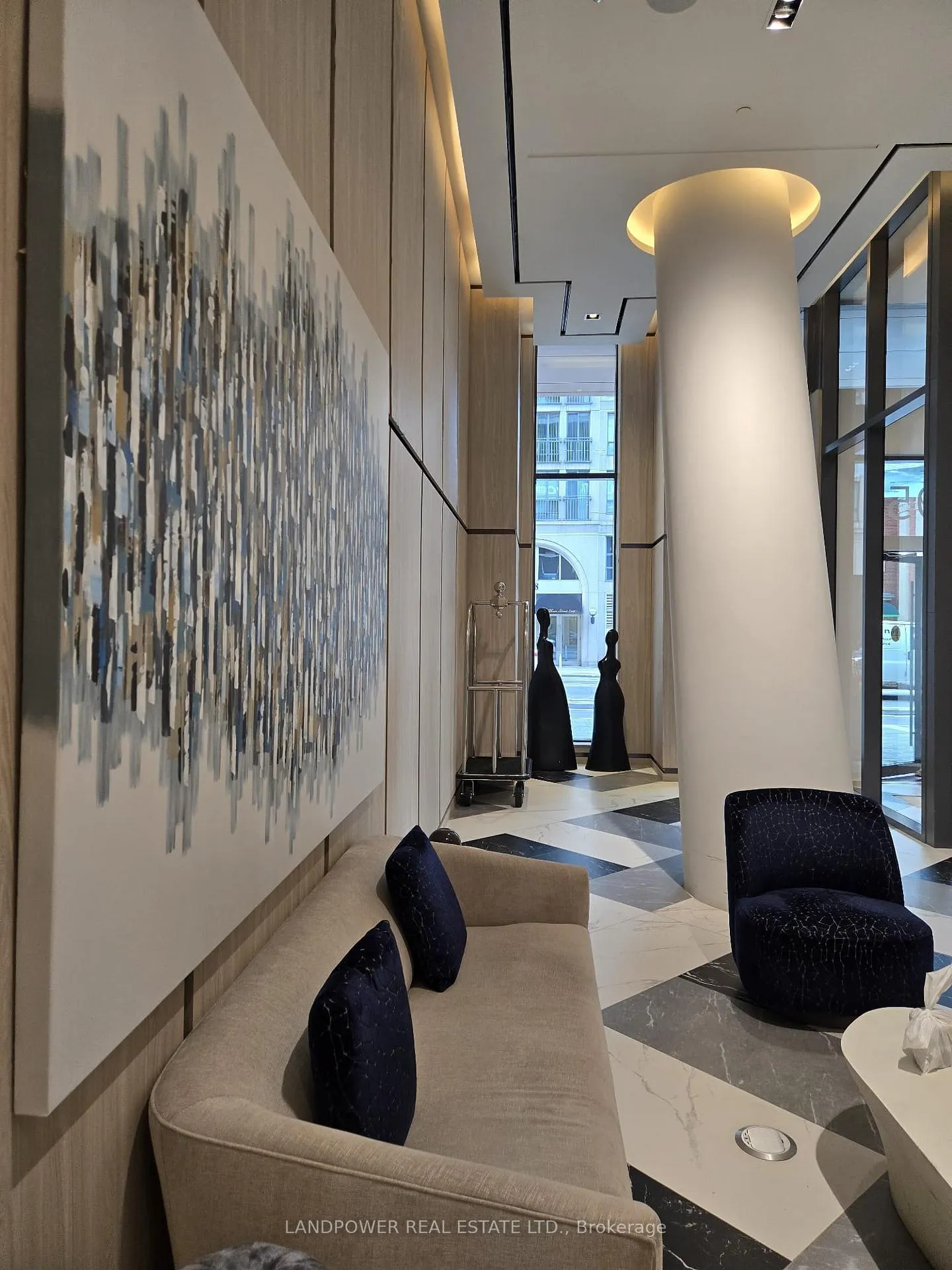 Photo 25 of Unit 5505, 395 Bloor Street E, Toronto, North St. James Town — HOMEH