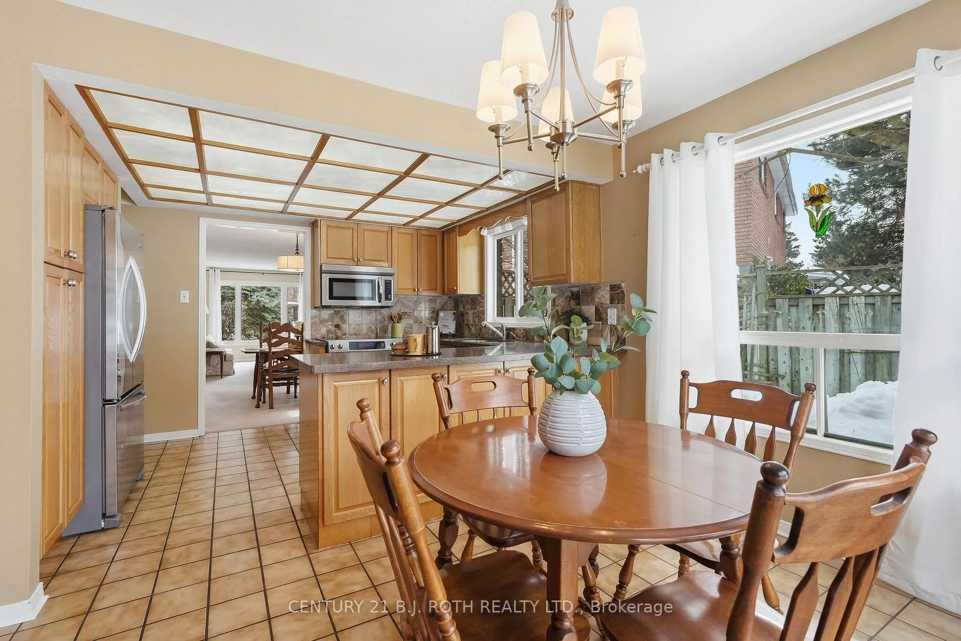 Photo 15 of 25 Autumn Lane, Barrie, Allandale Heights — HOMEH
