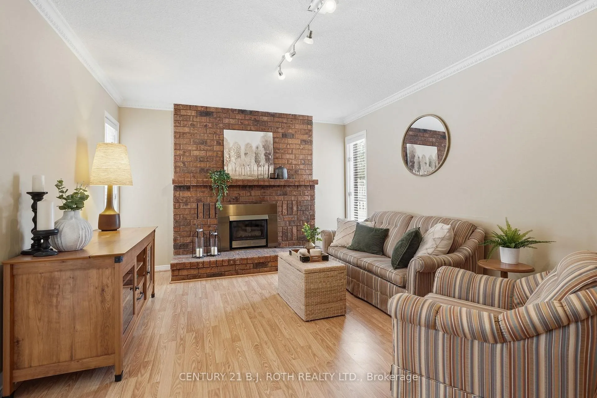 Photo 16 of 25 Autumn Lane, Barrie, Allandale Heights — HOMEH