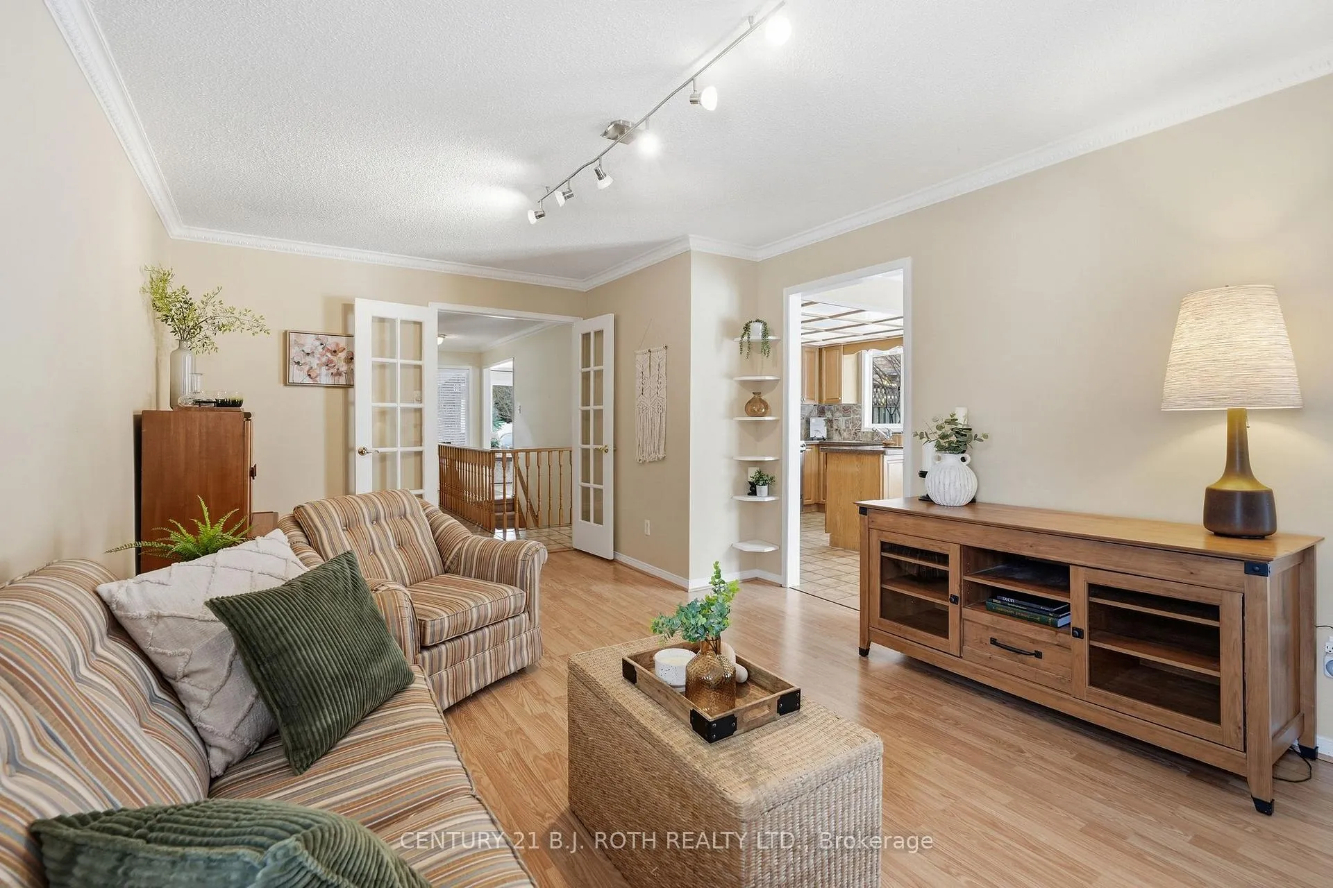 Photo 18 of 25 Autumn Lane, Barrie, Allandale Heights — HOMEH