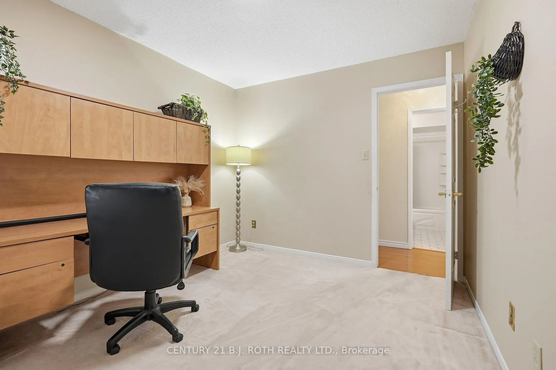 Photo 25 of 25 Autumn Lane, Barrie, Allandale Heights — HOMEH