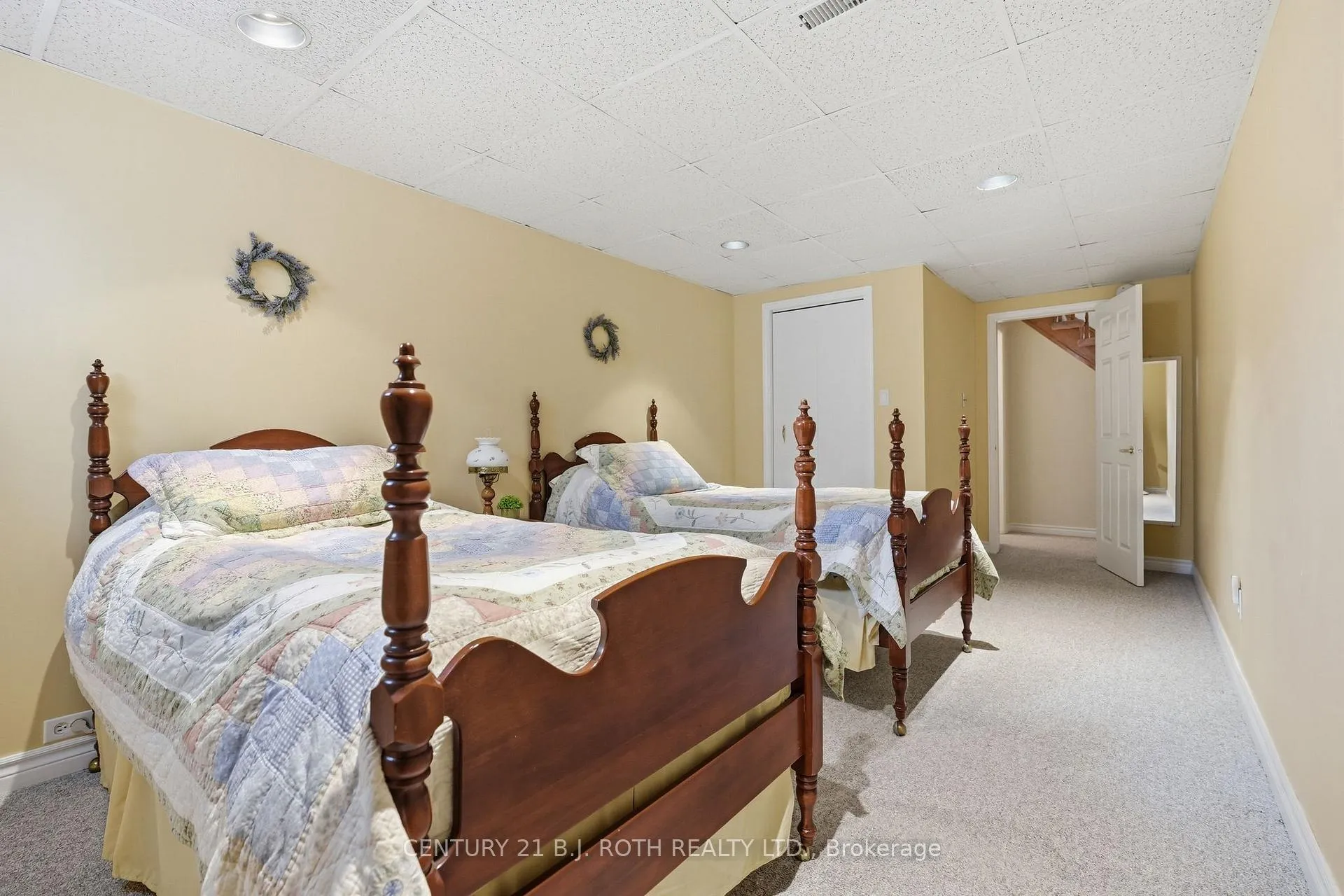 Photo 37 of 25 Autumn Lane, Barrie, Allandale Heights — HOMEH