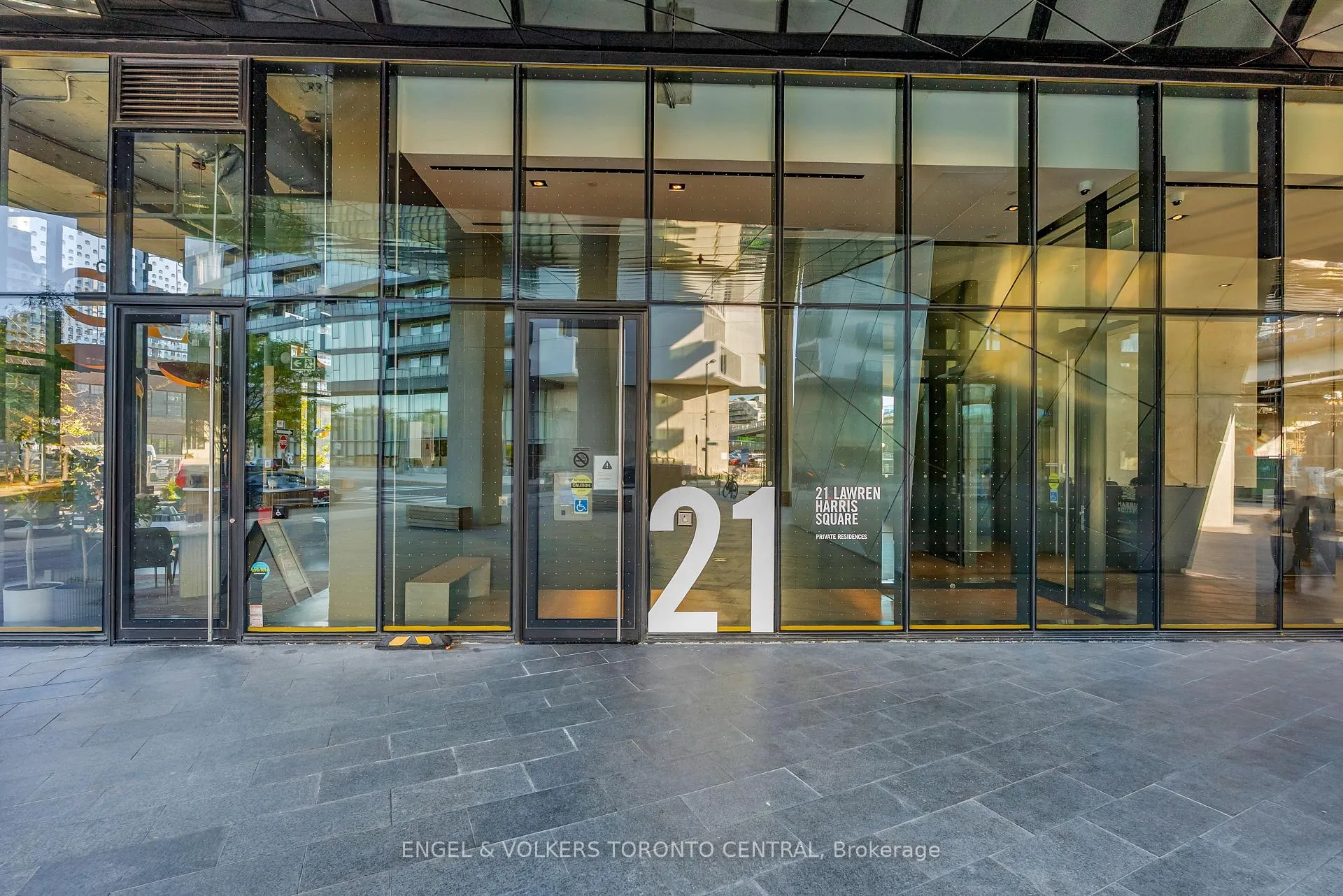 Photo 2 of Unit 310, 21 Lawren Harris Square, Toronto, Waterfront Communities — HOMEH