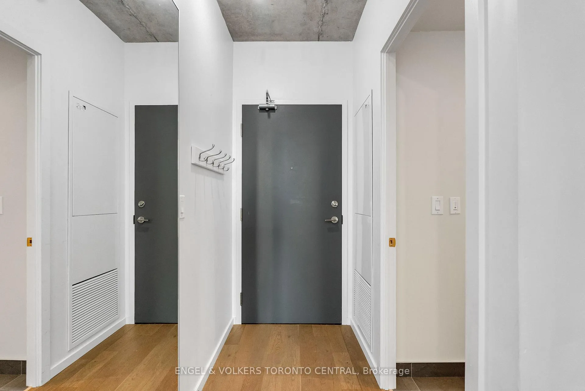 Photo 3 of Unit 310, 21 Lawren Harris Square, Toronto, Waterfront Communities — HOMEH