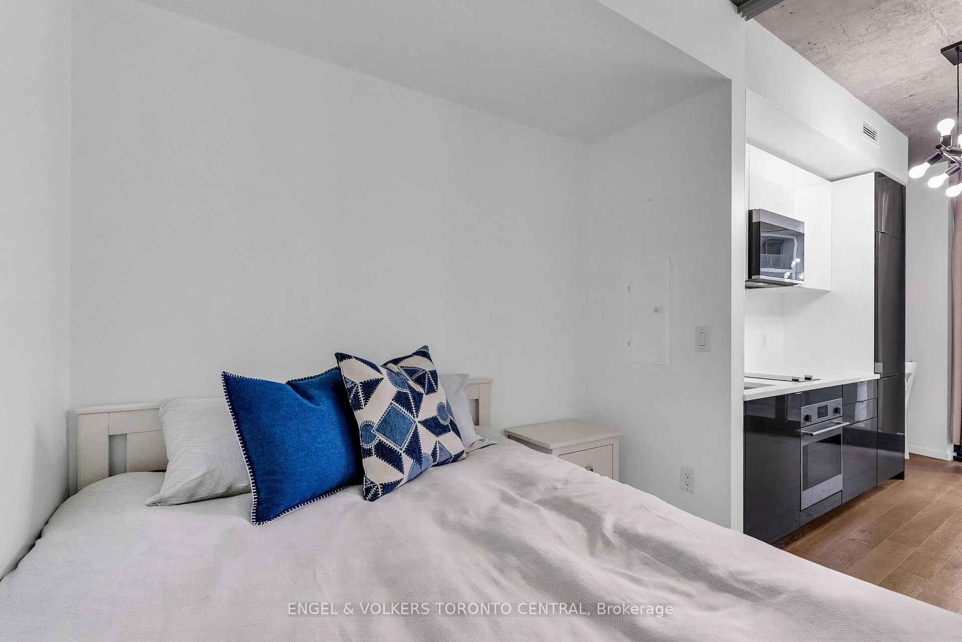 Photo 14 of Unit 310, 21 Lawren Harris Square, Toronto, Waterfront Communities — HOMEH