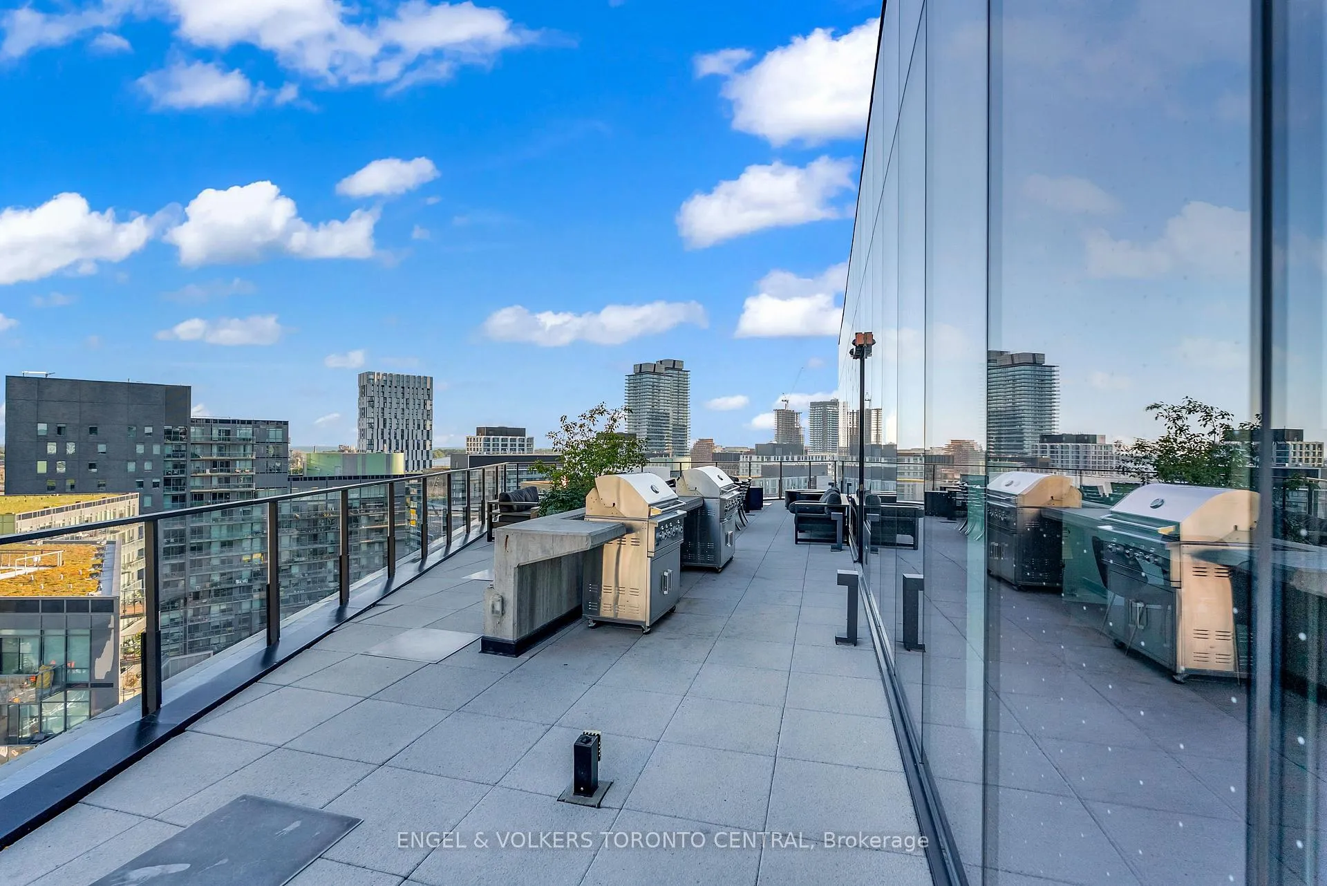 Photo 21 of Unit 310, 21 Lawren Harris Square, Toronto, Waterfront Communities — HOMEH