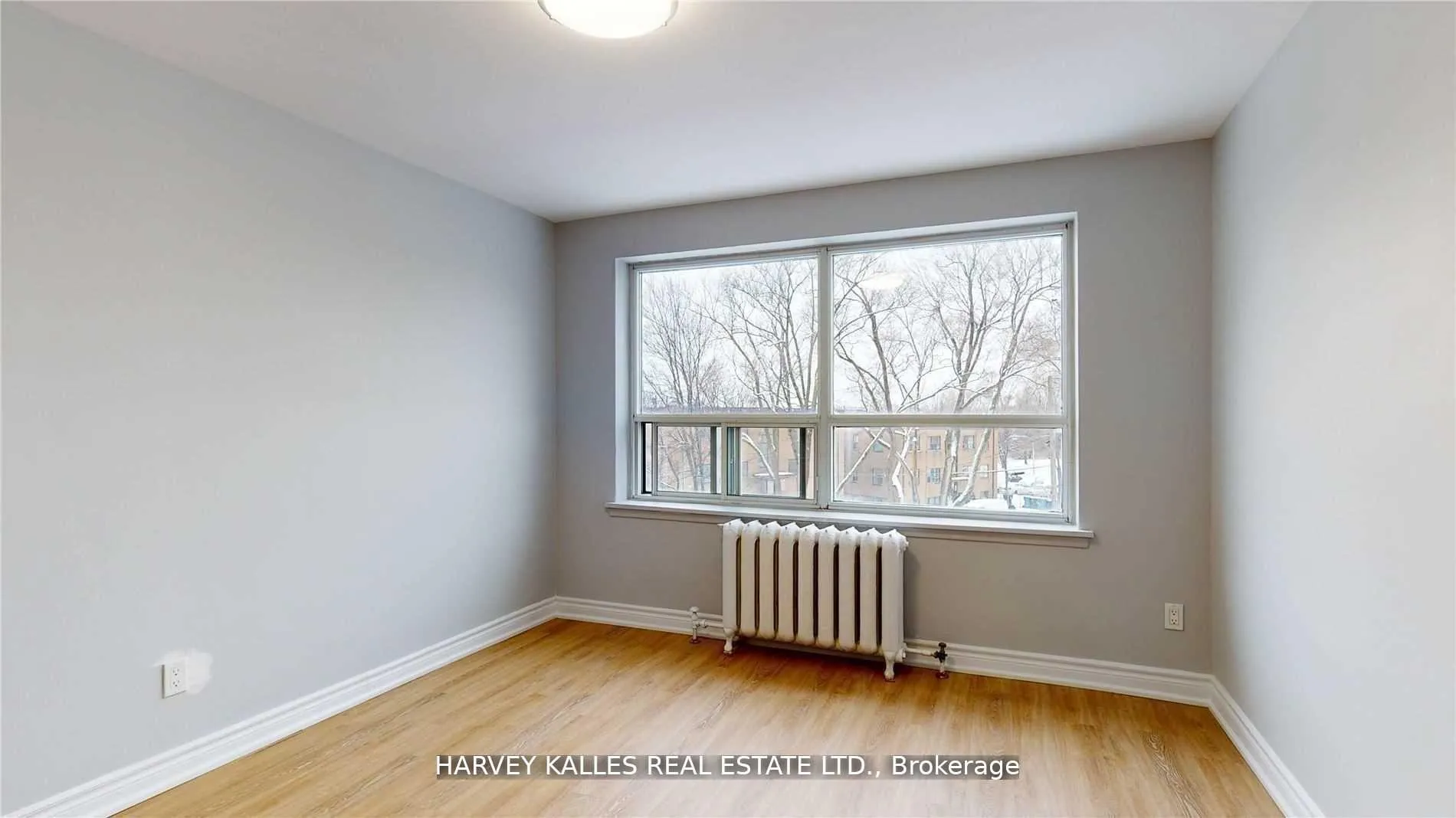 Photo 10 of Unit B3, 4 Greentree Court, Toronto, Keelesdale-Eglinton West — HOMEH