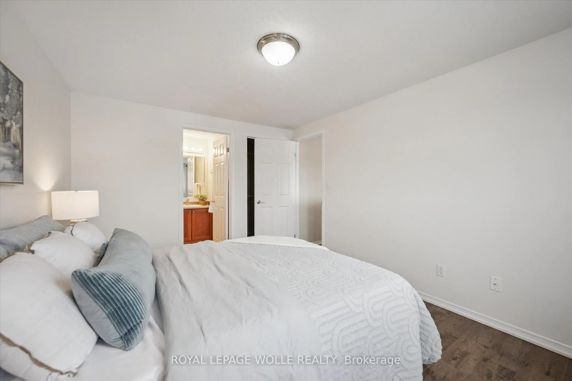 Photo 15 of 54 Madeleine Street, Kitchener, Huron Park — HOMEH