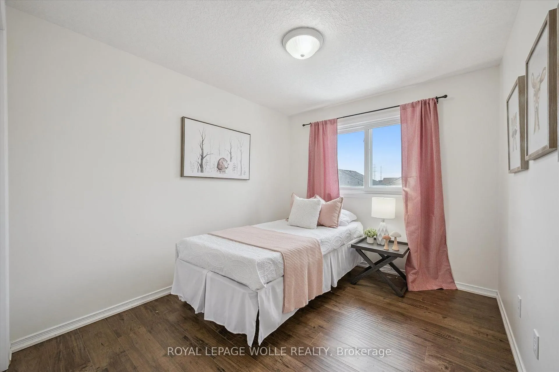 Photo 19 of 54 Madeleine Street, Kitchener, Huron Park — HOMEH