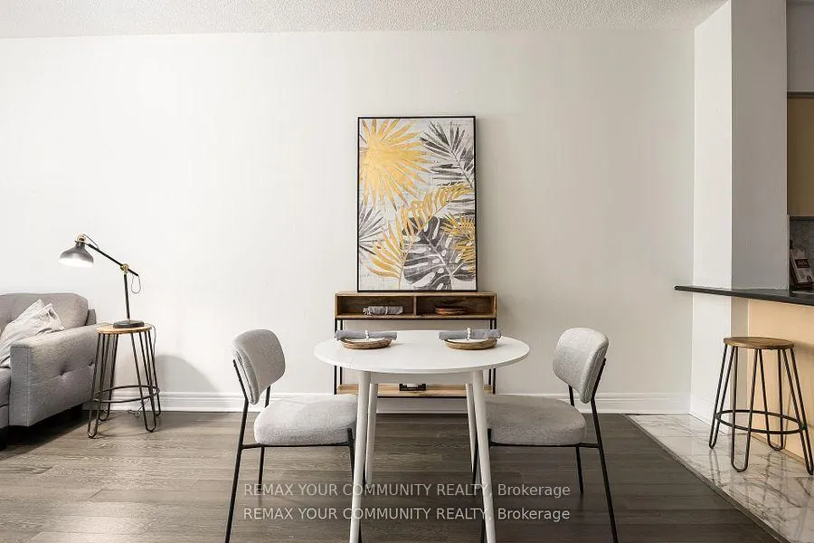 Photo 5 of Unit 111, 48 Suncrest Boulevard, Markham, Commerce Valley — HOMEH