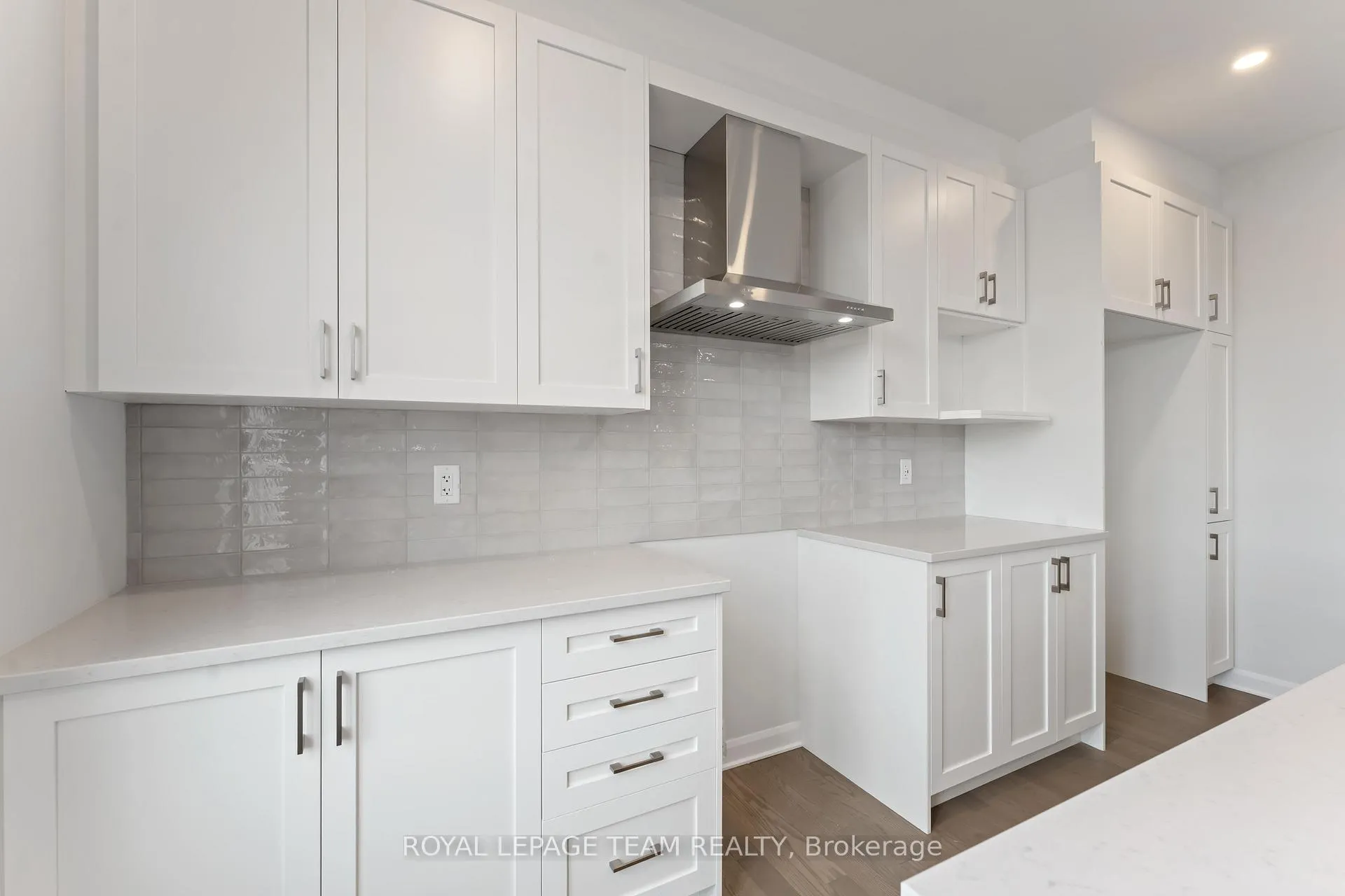 Photo 8 of 634 Bridgeport Avenue, Ottawa, Mahogany Community — HOMEH