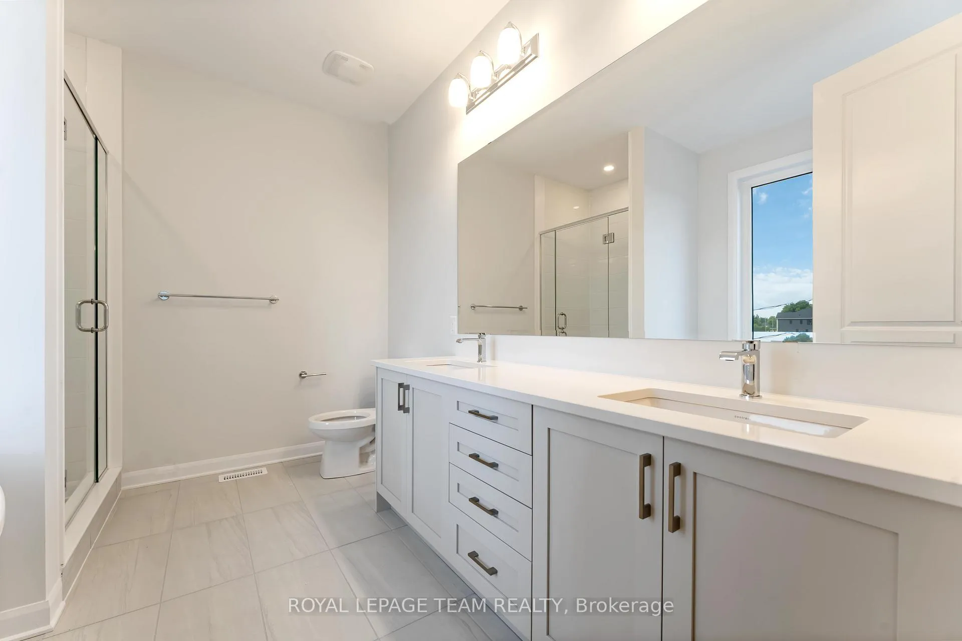 Photo 12 of 634 Bridgeport Avenue, Ottawa, Mahogany Community — HOMEH