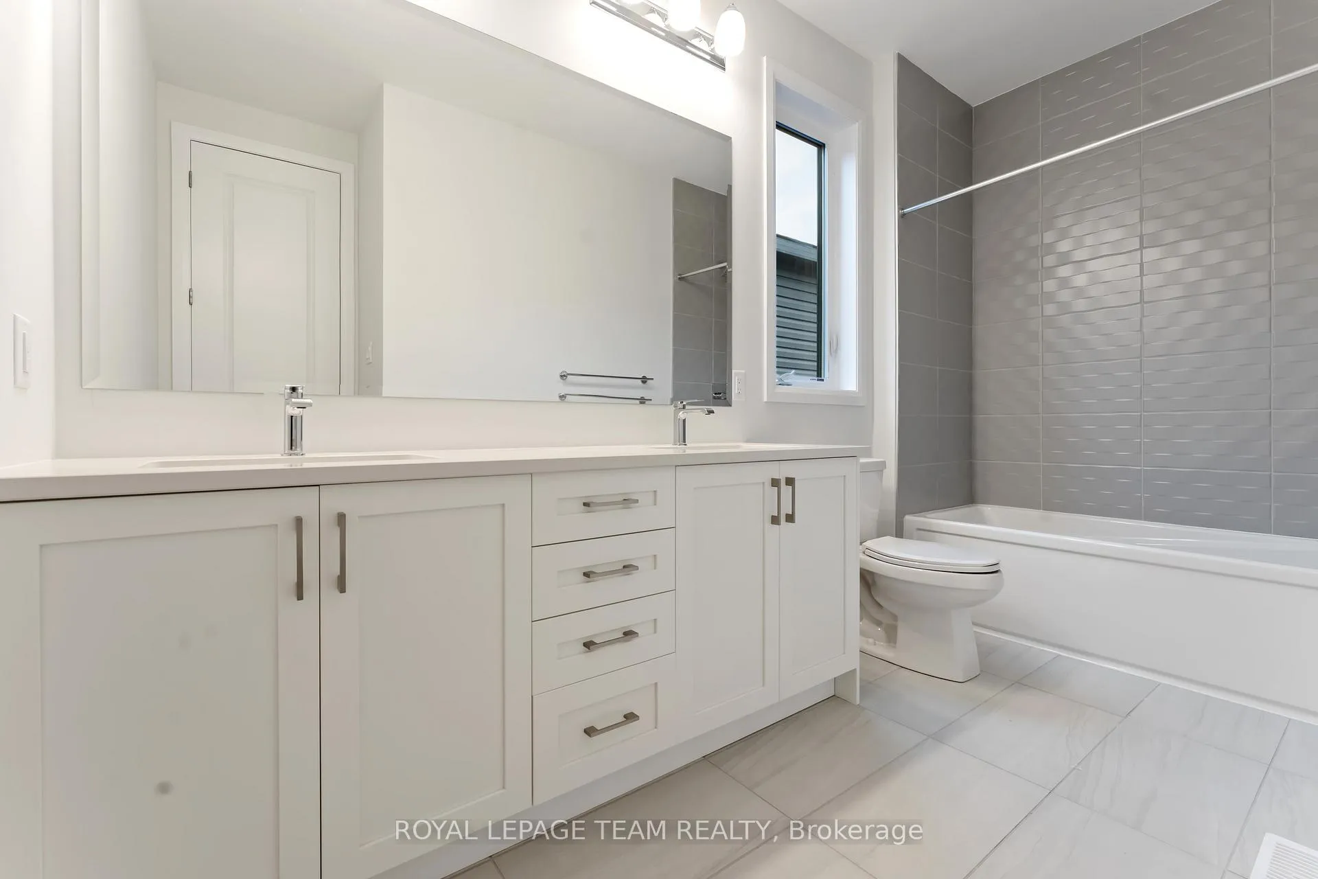 Photo 14 of 634 Bridgeport Avenue, Ottawa, Mahogany Community — HOMEH
