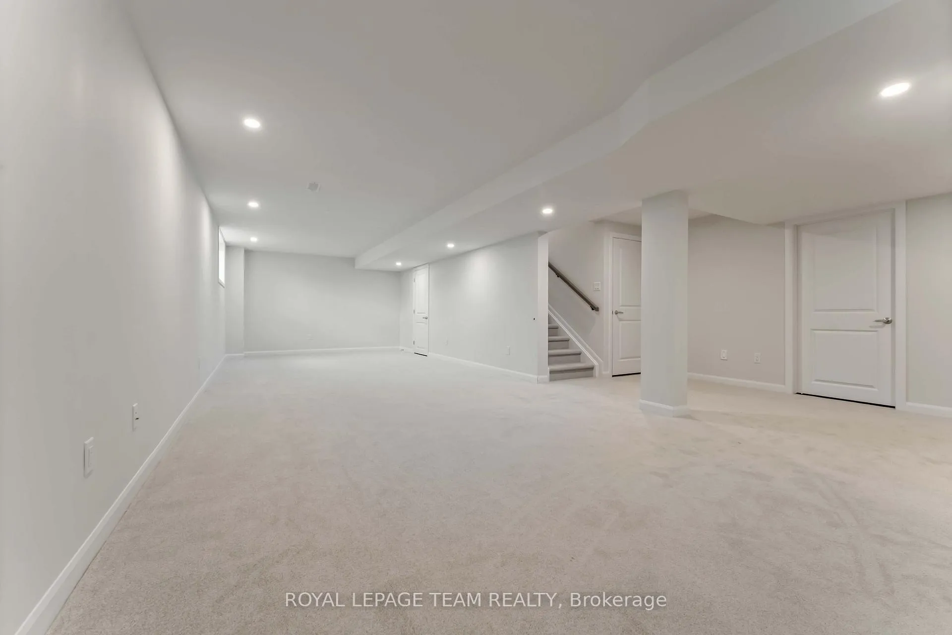 Photo 15 of 634 Bridgeport Avenue, Ottawa, Mahogany Community — HOMEH