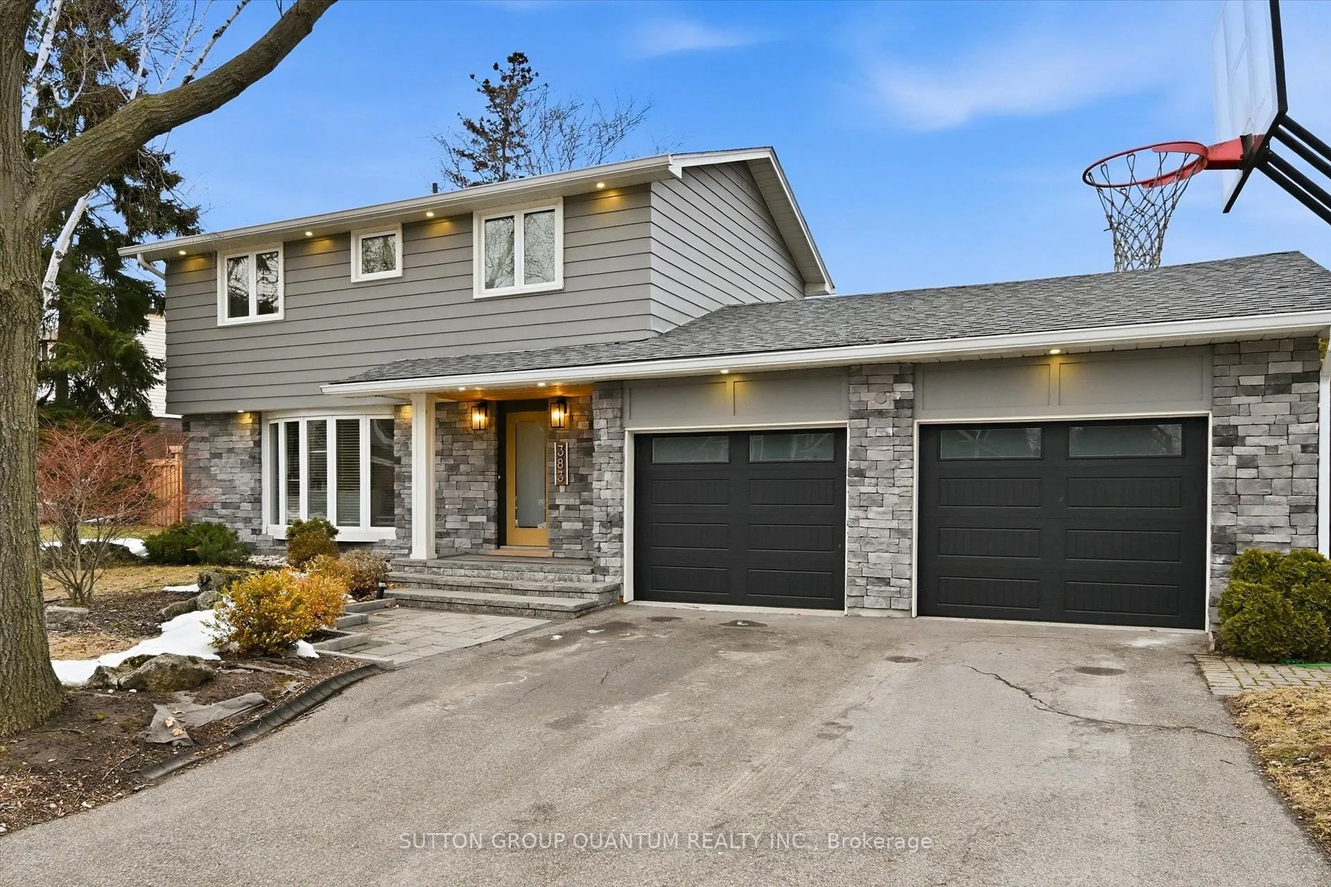 Photo 1 of 383 Cosburn Crescent, Burlington, Shoreacres — HOMEH