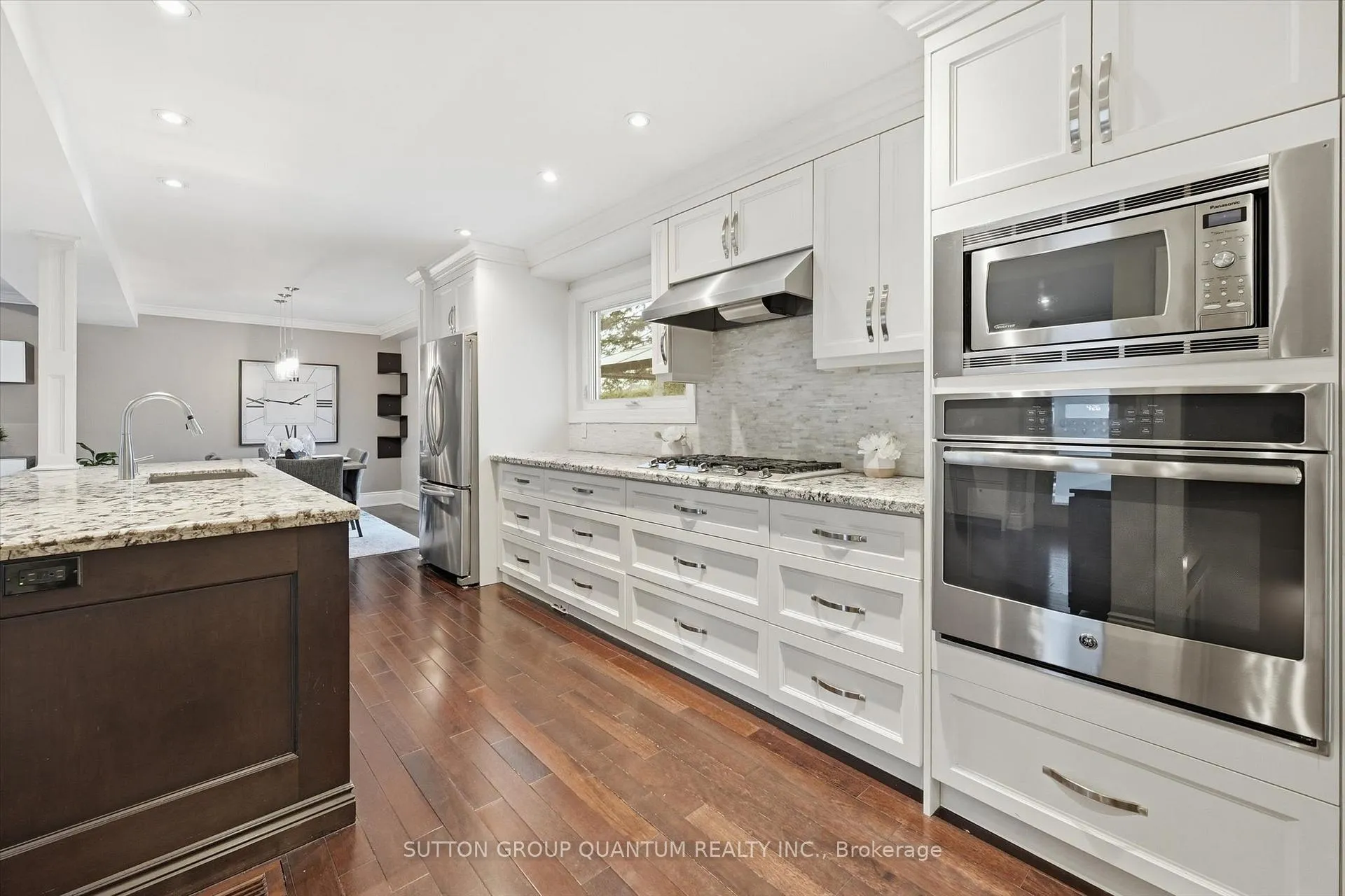 Photo 14 of 383 Cosburn Crescent, Burlington, Shoreacres — HOMEH