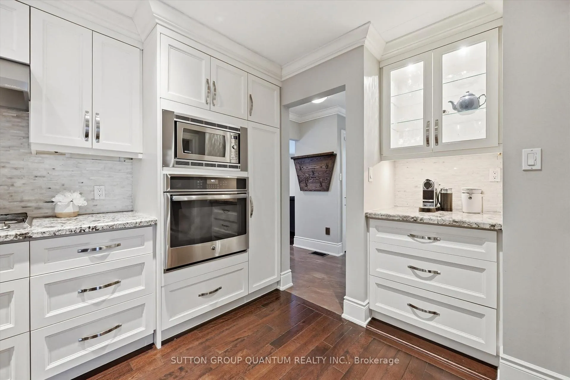 Photo 17 of 383 Cosburn Crescent, Burlington, Shoreacres — HOMEH