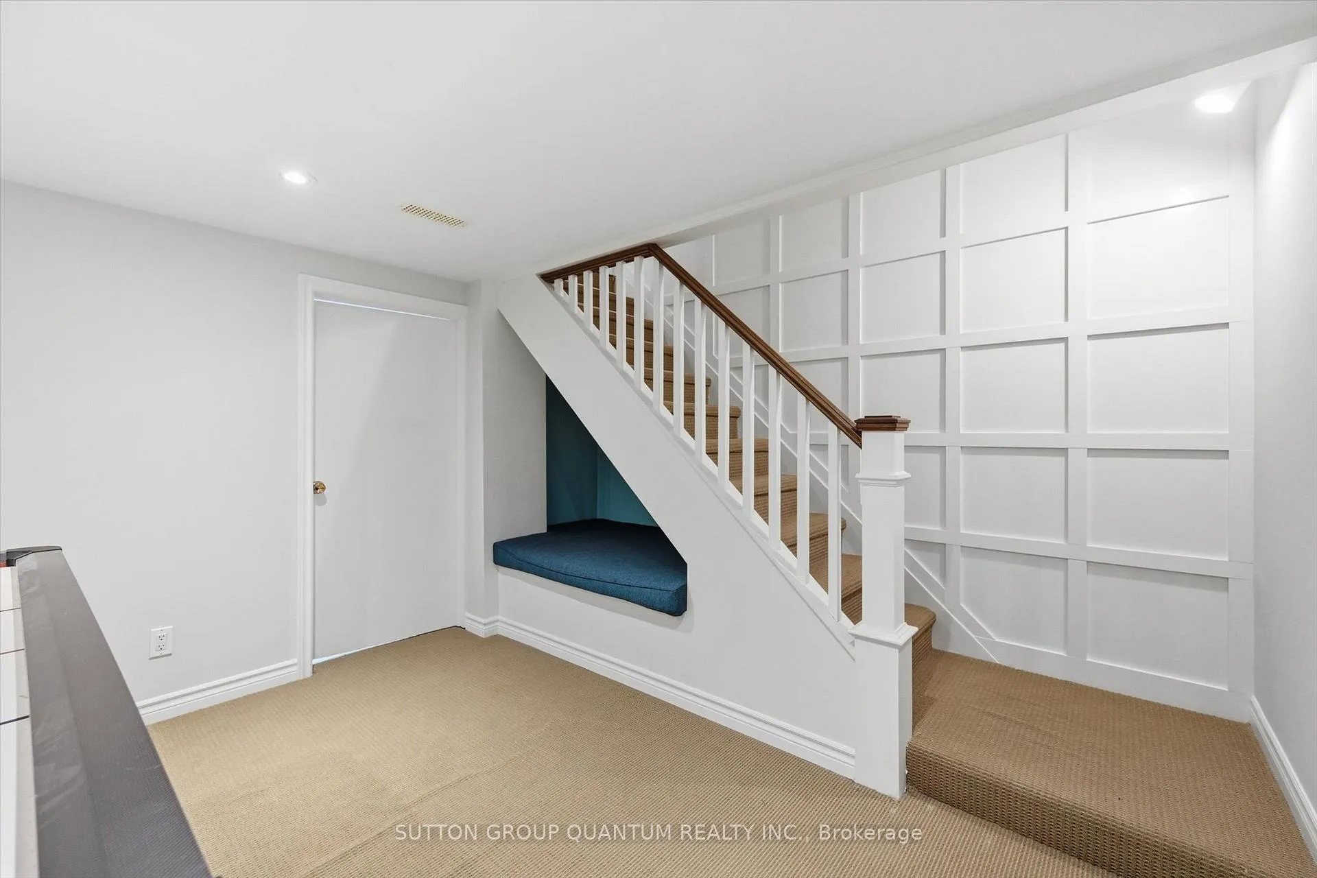 Photo 34 of 383 Cosburn Crescent, Burlington, Shoreacres — HOMEH
