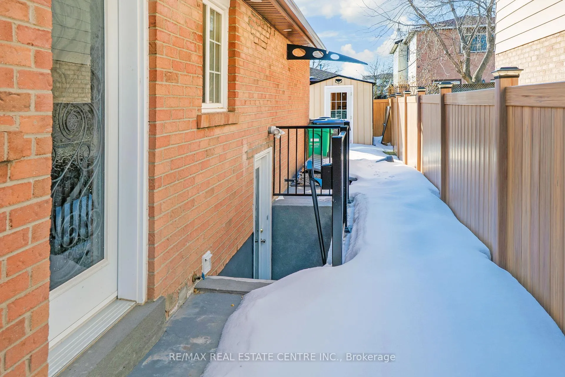Photo 22 of 67 Talbot Street, Brampton, Brampton West — HOMEH