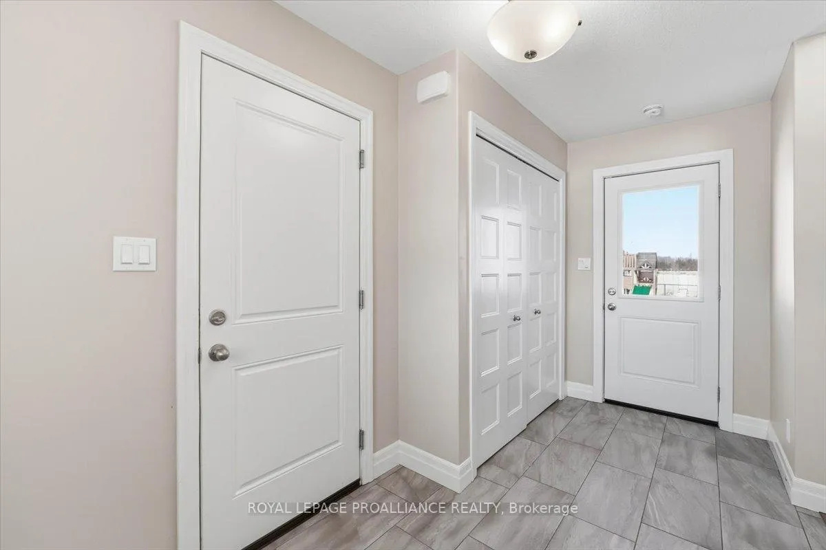 Photo 5 of 1477 Melrose Road, Tyendinaga, Tyendinaga Township — HOMEH