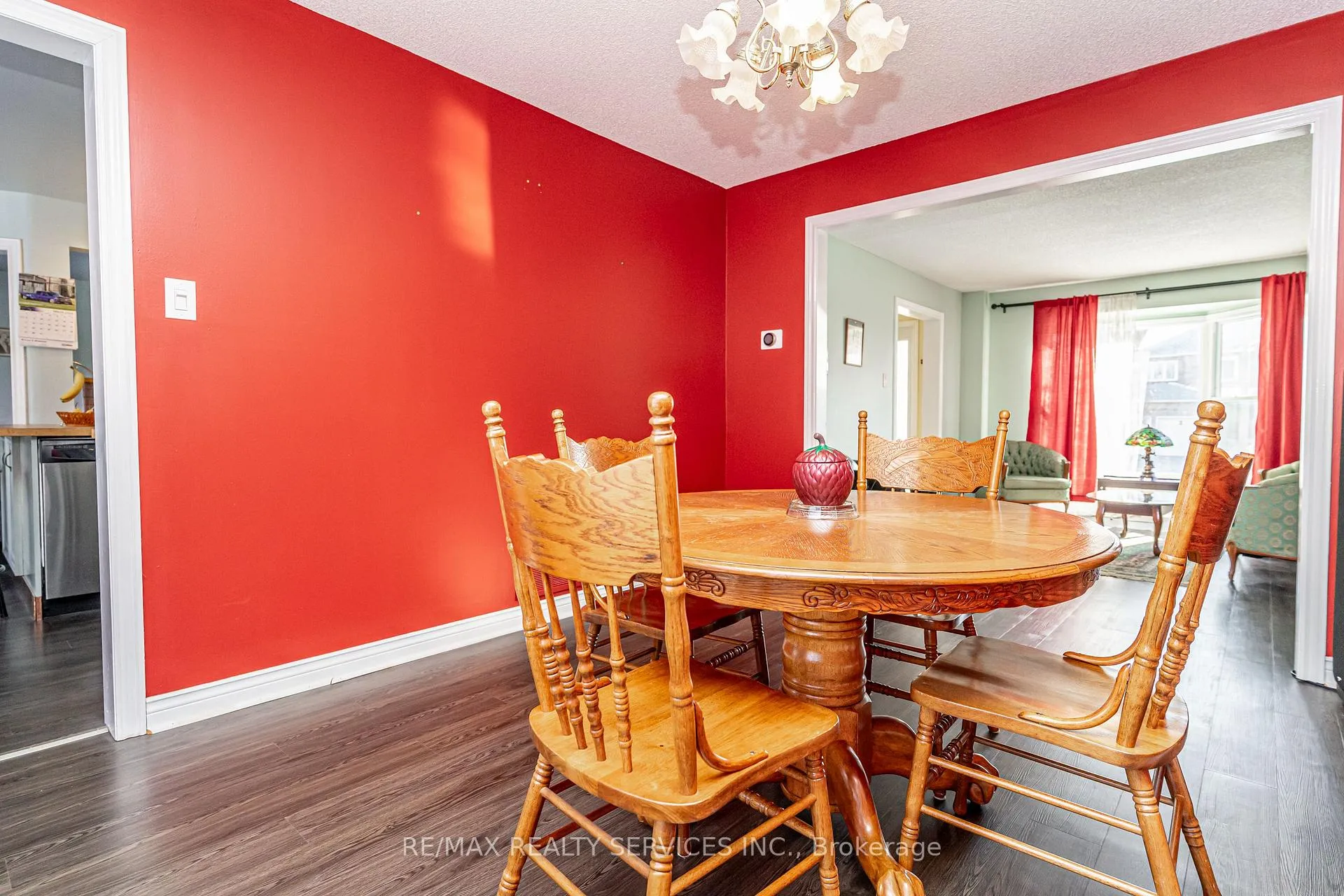 Photo 11 of 7 Laidlaw Avenue, Brampton, Westgate — HOMEH