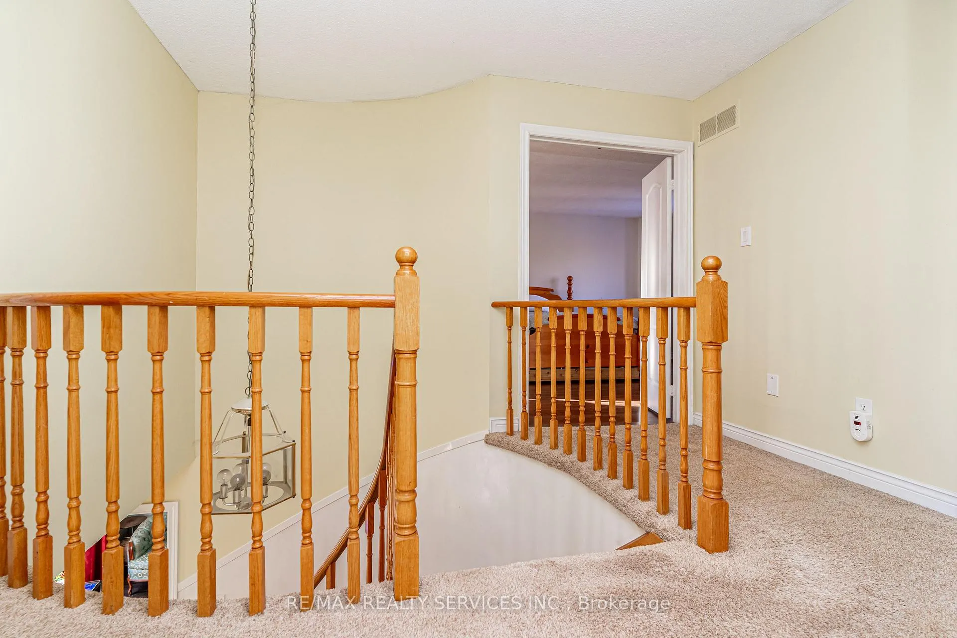 Photo 26 of 7 Laidlaw Avenue, Brampton, Westgate — HOMEH