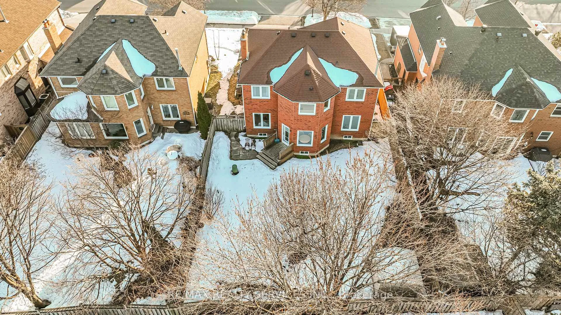 Photo 42 of 7 Laidlaw Avenue, Brampton, Westgate — HOMEH