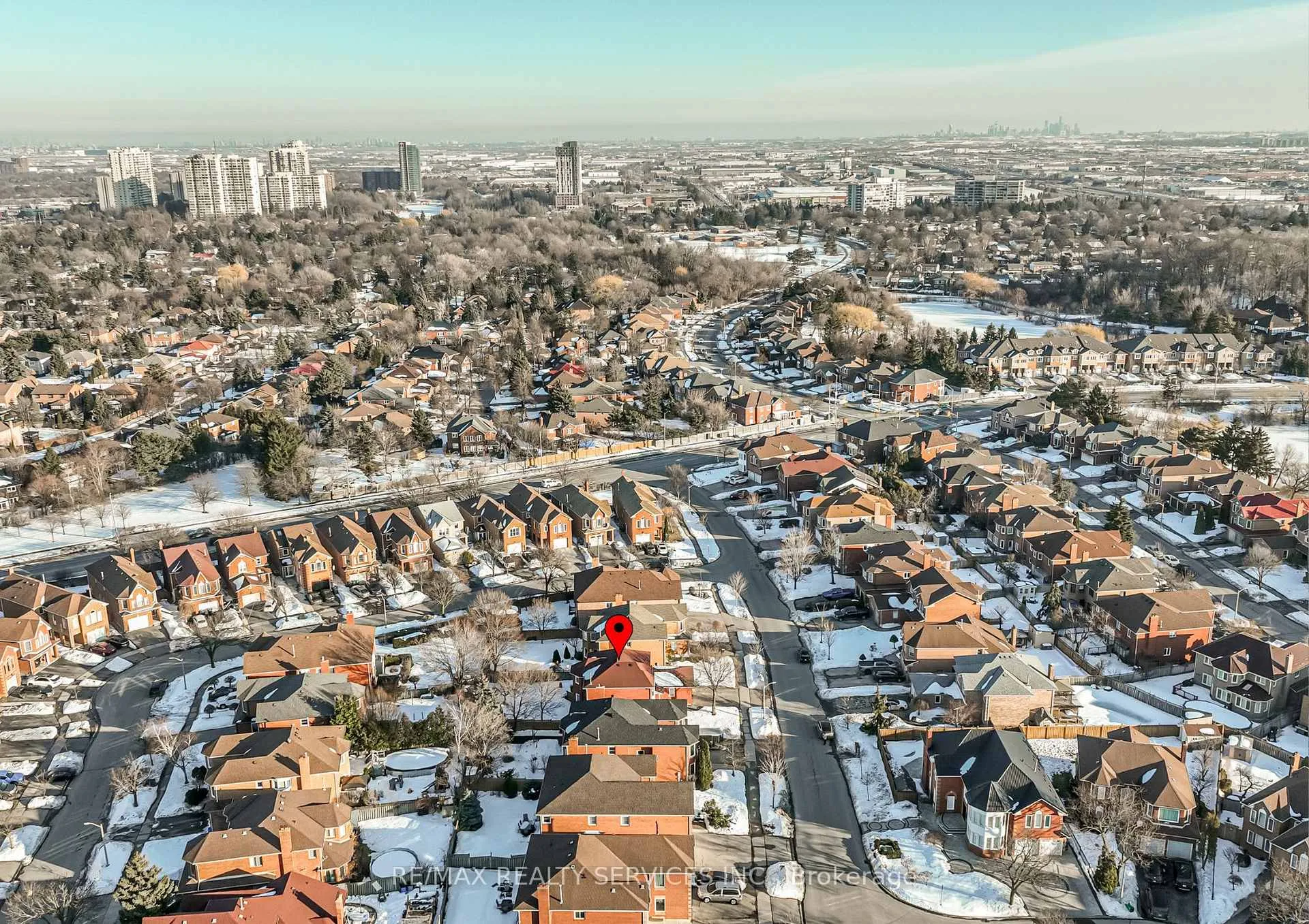 Photo 47 of 7 Laidlaw Avenue, Brampton, Westgate — HOMEH
