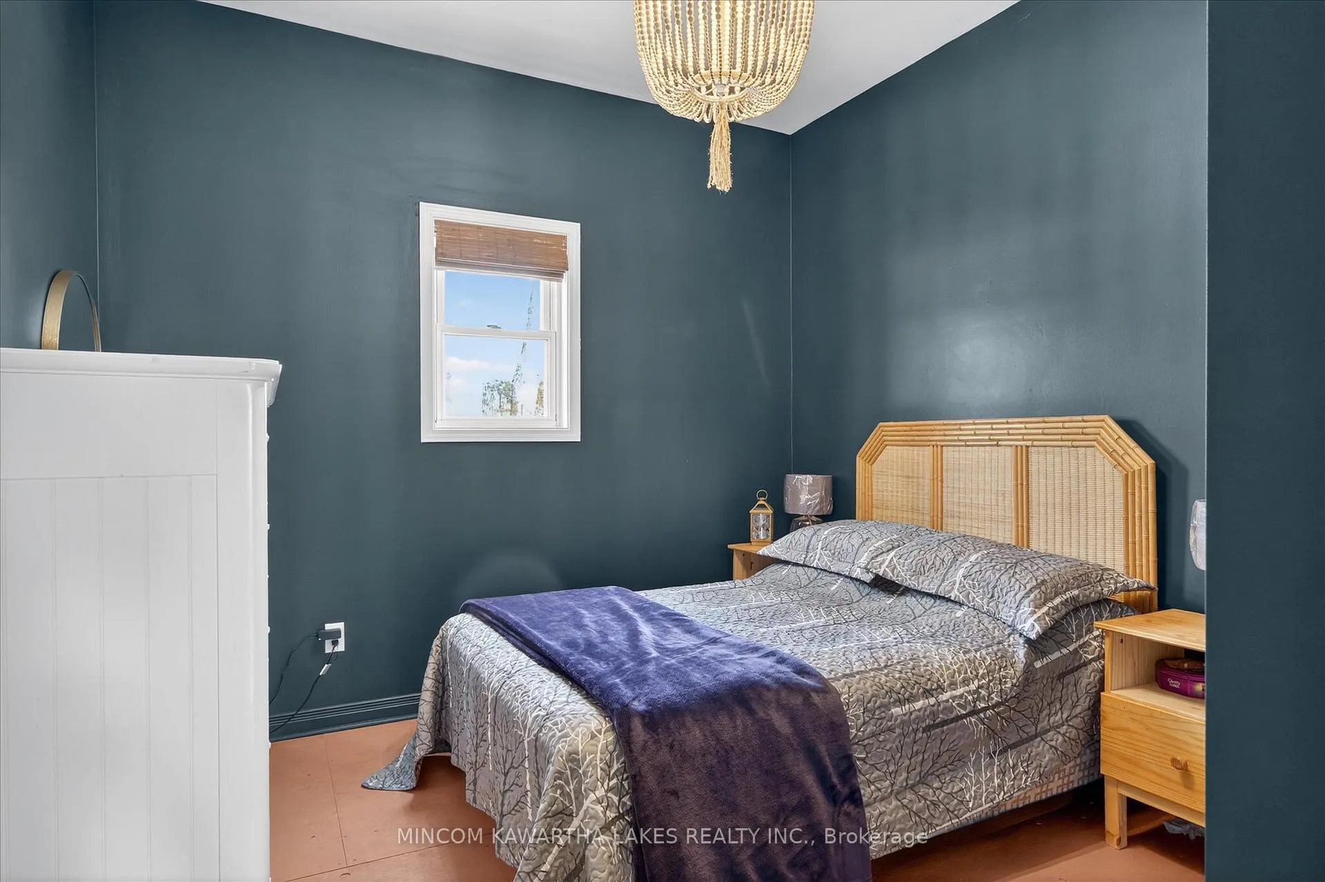Photo 24 of 668 Brown Street, Peterborough, Otonabee Ward 1 — HOMEH