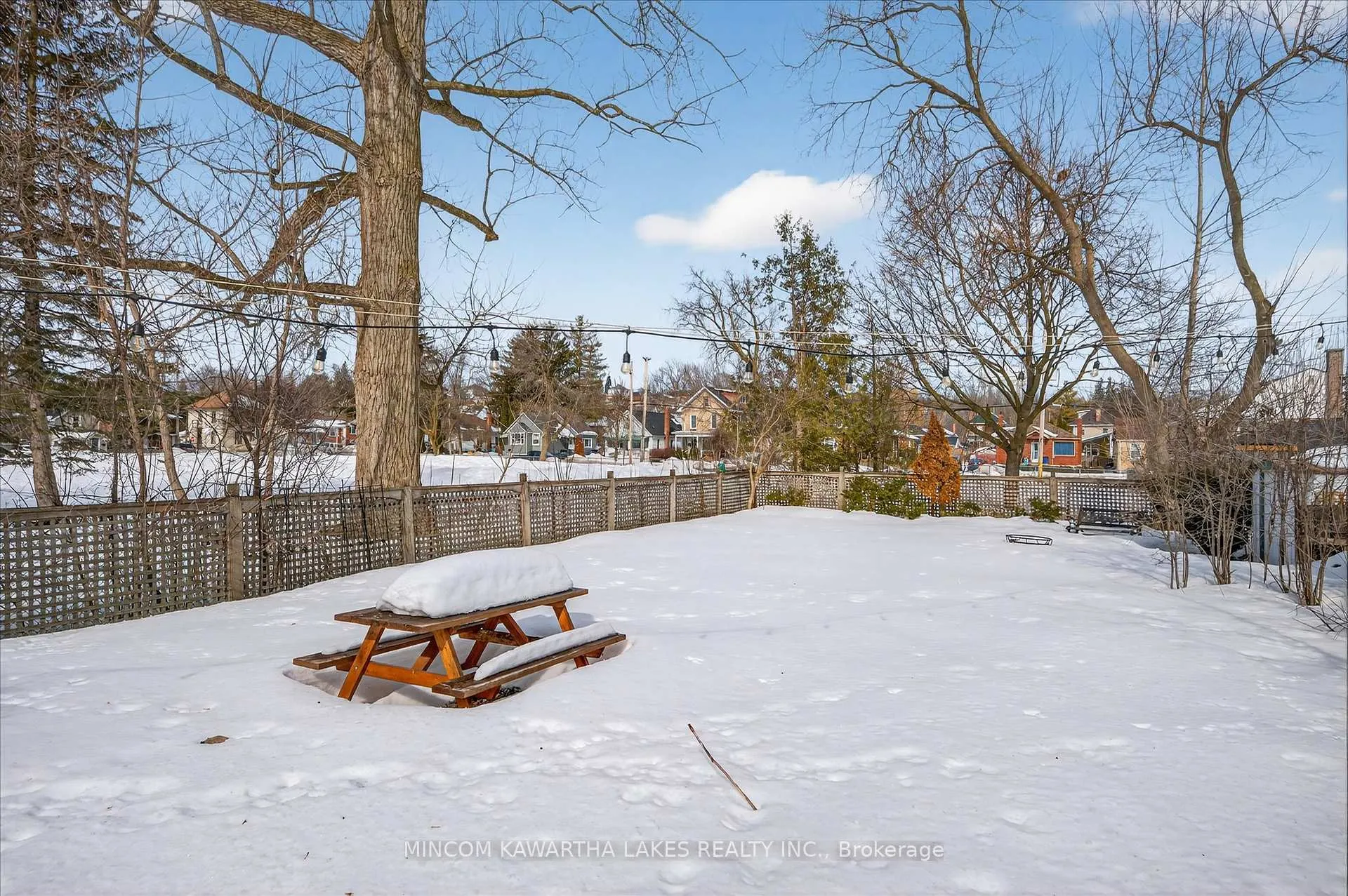 Photo 33 of 668 Brown Street, Peterborough, Otonabee Ward 1 — HOMEH