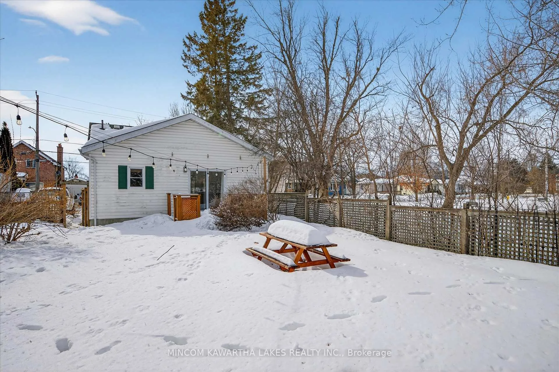 Photo 39 of 668 Brown Street, Peterborough, Otonabee Ward 1 — HOMEH