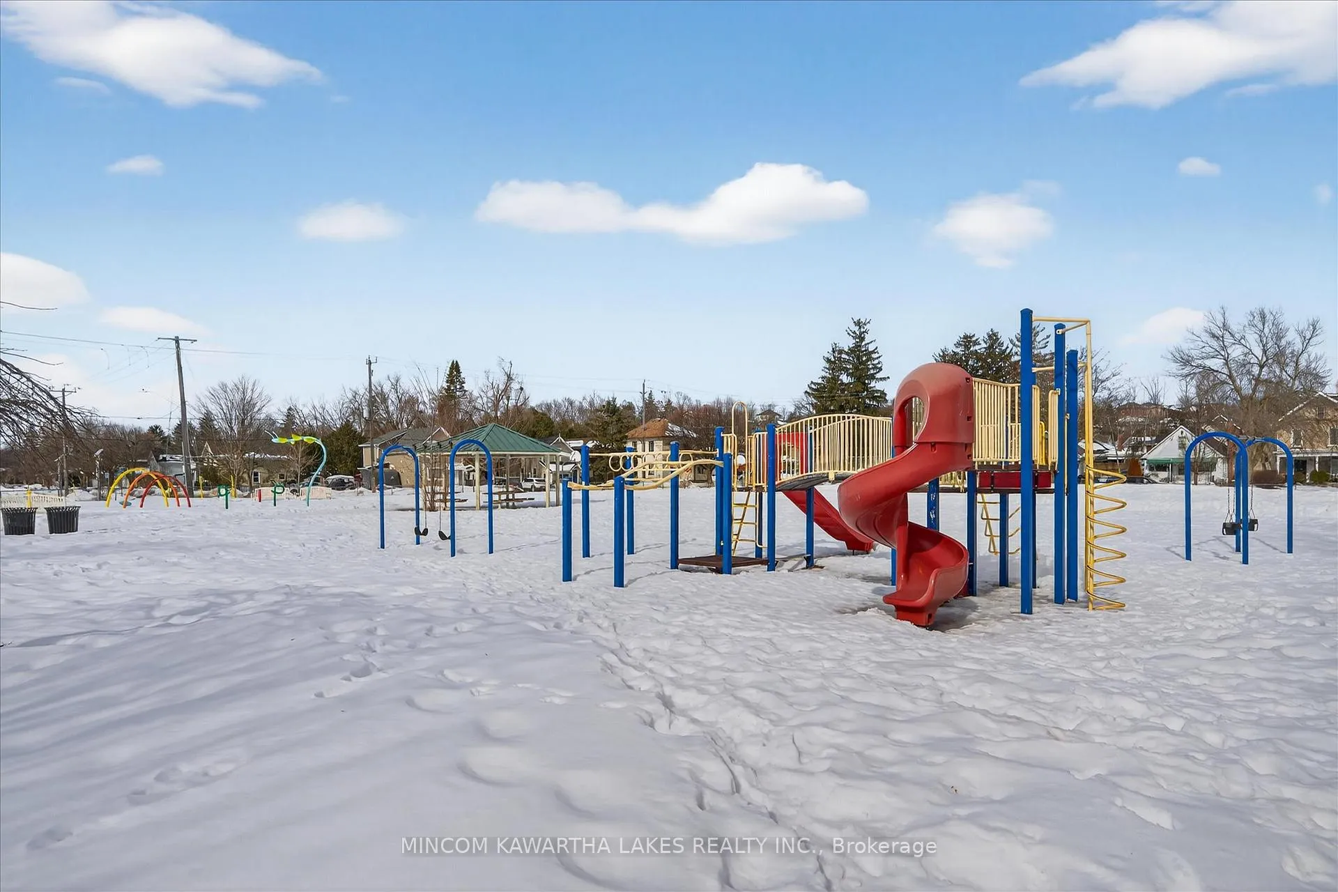 Photo 41 of 668 Brown Street, Peterborough, Otonabee Ward 1 — HOMEH
