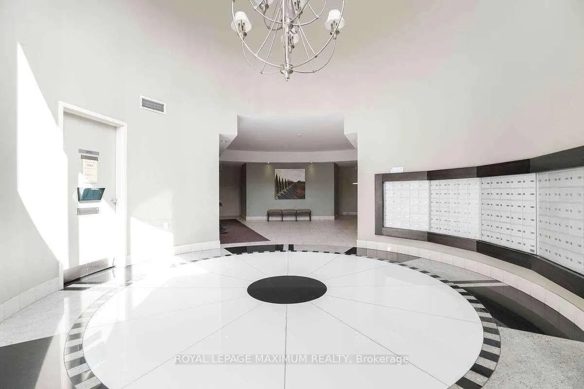 Photo 3 of Unit Ph7, 8201 Islington Avenue, Vaughan, Islington Woods — HOMEH