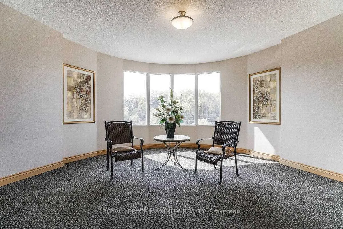 Photo 5 of Unit Ph7, 8201 Islington Avenue, Vaughan, Islington Woods — HOMEH
