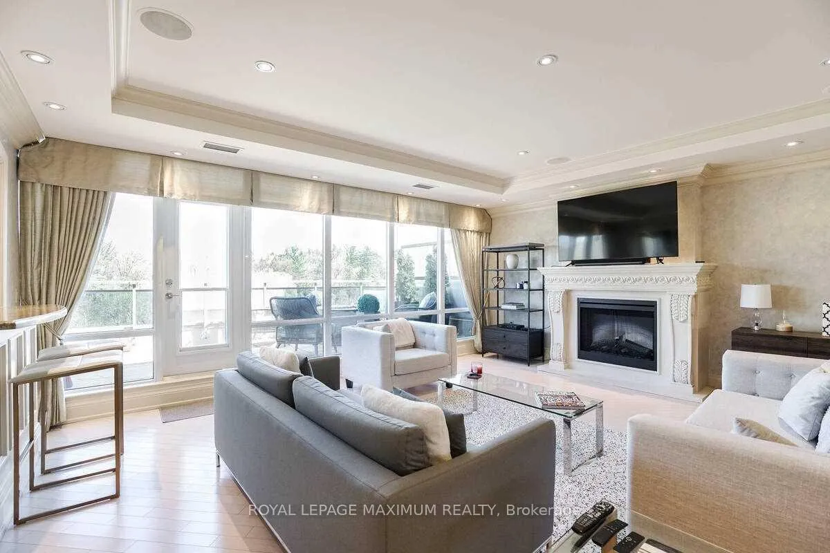 Photo 8 of Unit Ph7, 8201 Islington Avenue, Vaughan, Islington Woods — HOMEH