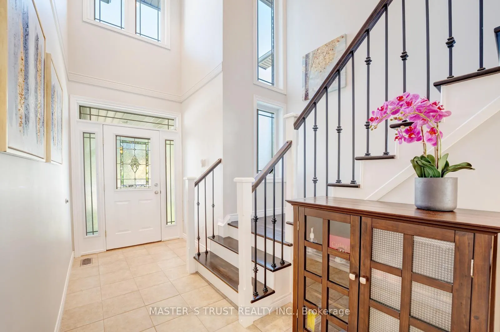 Photo 5 of 5 Howden Crescent, Guelph, Pineridge/Westminster Woods — HOMEH