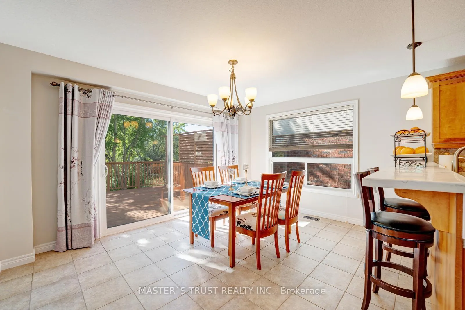 Photo 13 of 5 Howden Crescent, Guelph, Pineridge/Westminster Woods — HOMEH