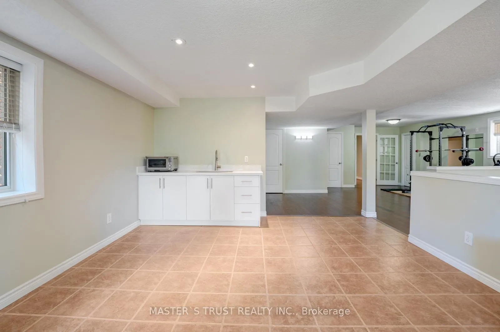 Photo 40 of 5 Howden Crescent, Guelph, Pineridge/Westminster Woods — HOMEH
