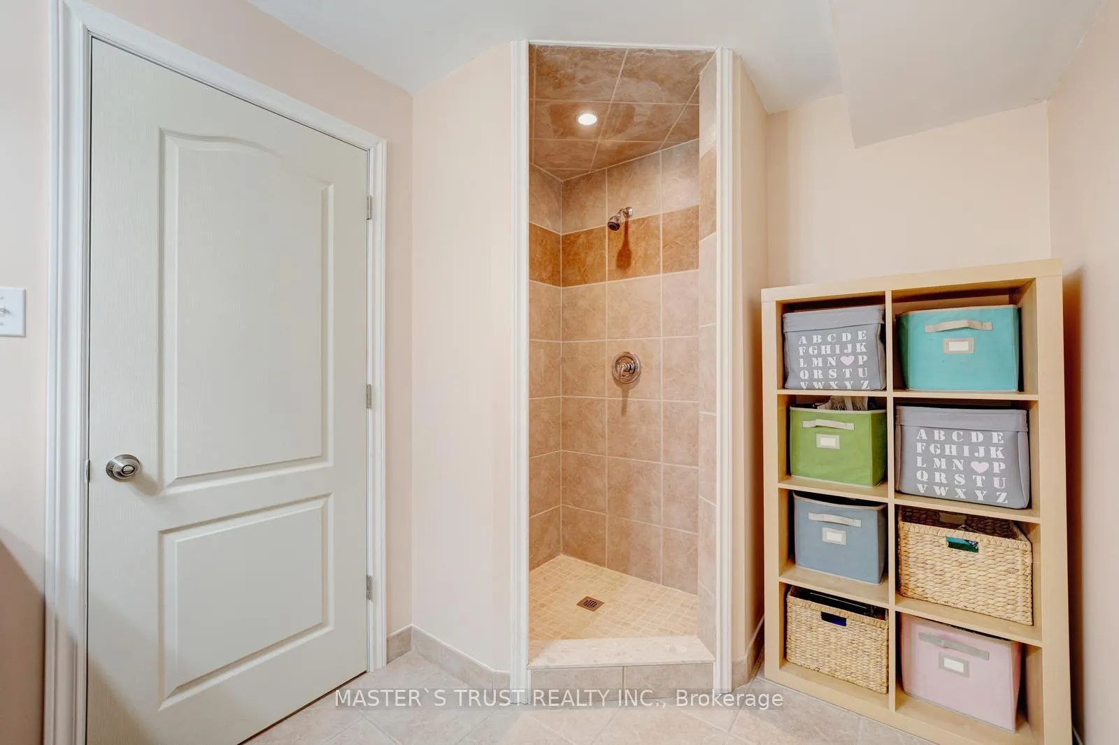 Photo 42 of 5 Howden Crescent, Guelph, Pineridge/Westminster Woods — HOMEH