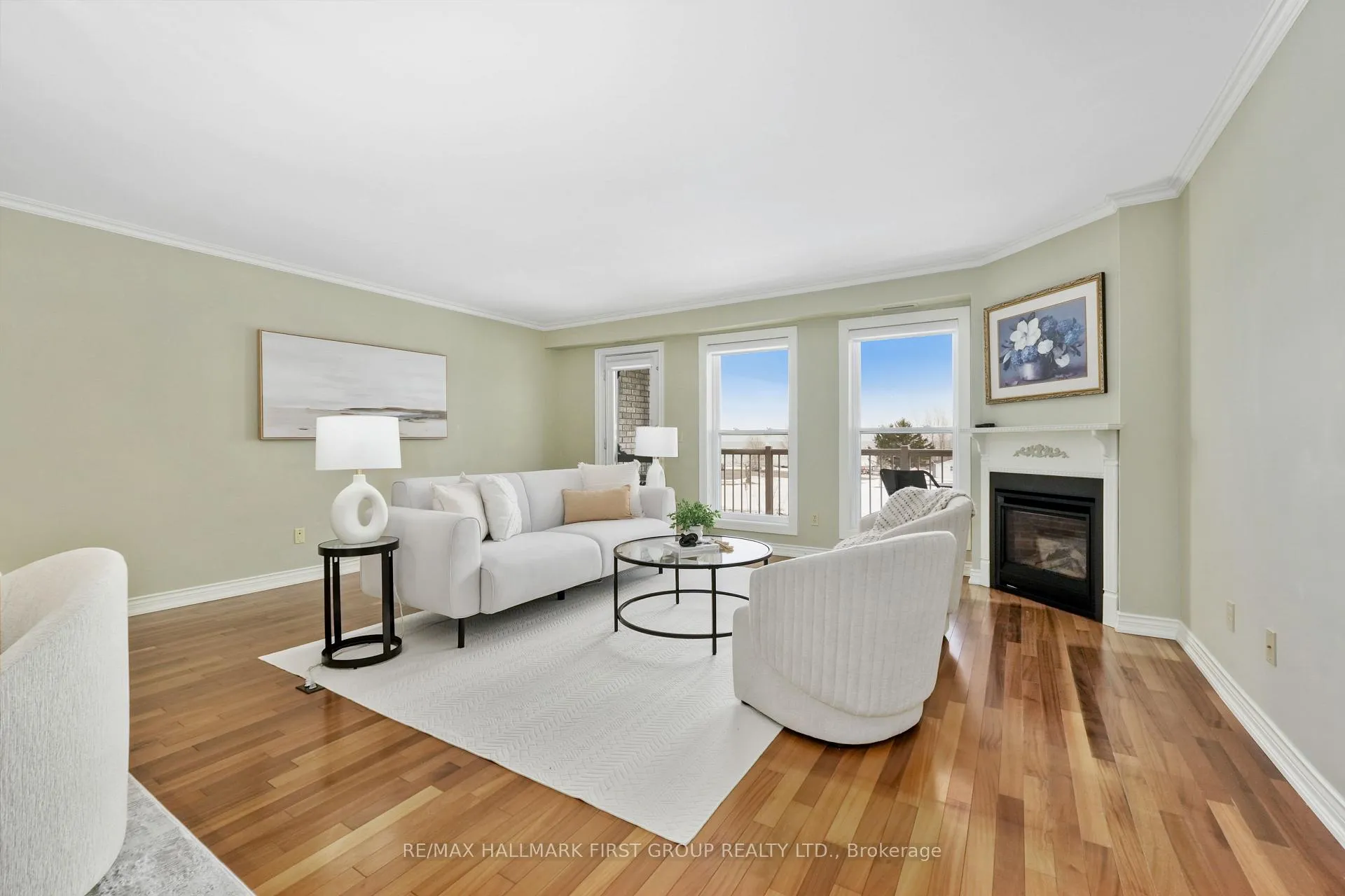 Photo 6 of Unit 306, 107 Marisa Lane, Cobourg — HOMEH