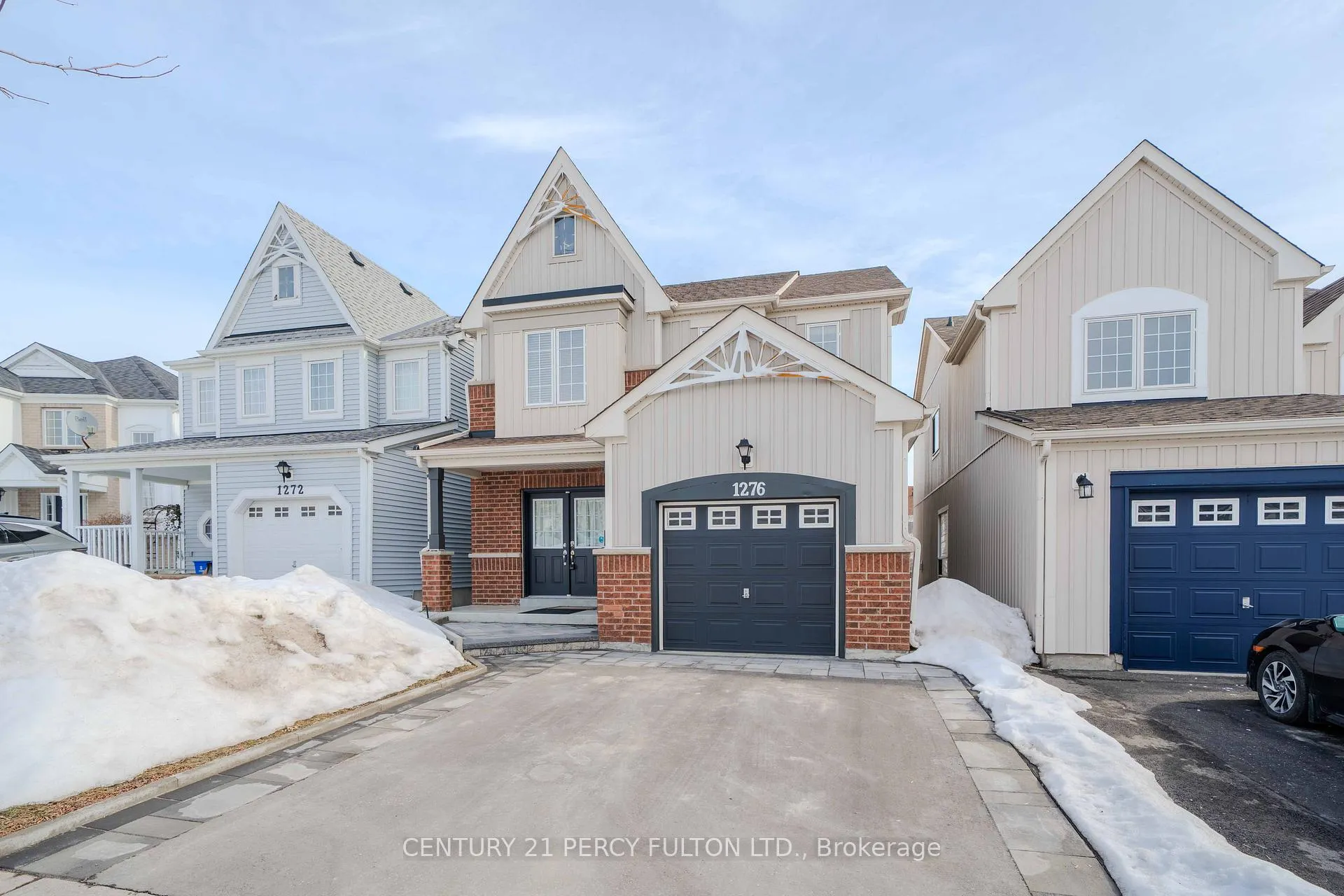 Photo 3 of 1276 Ashgrove Crescent, Oshawa, Pinecrest — HOMEH