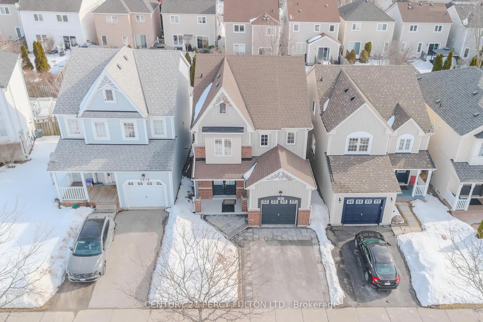 Photo 4 of 1276 Ashgrove Crescent, Oshawa, Pinecrest — HOMEH