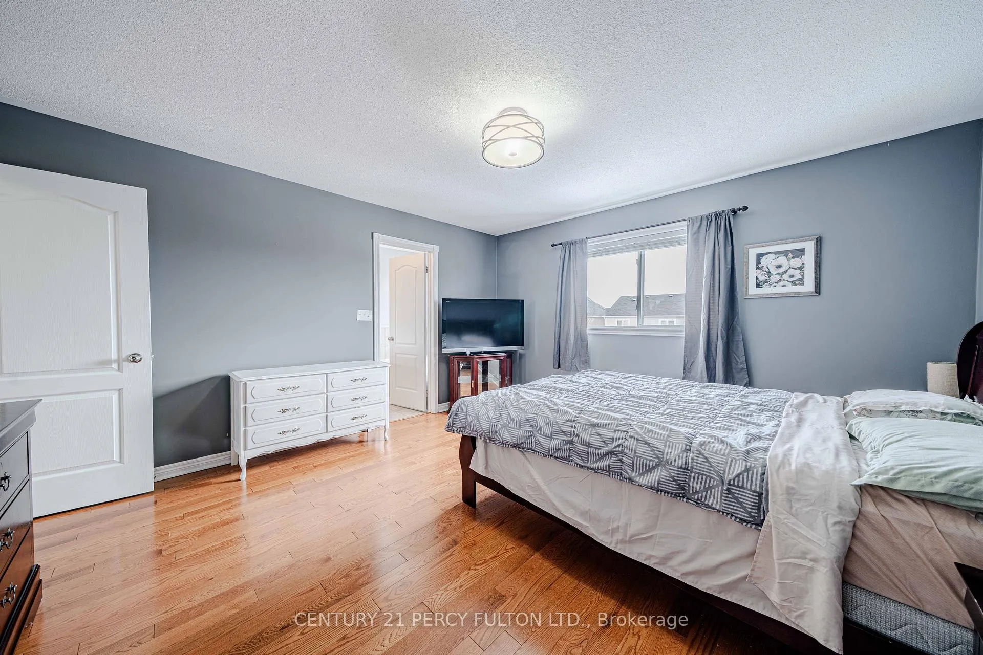 Photo 25 of 1276 Ashgrove Crescent, Oshawa, Pinecrest — HOMEH