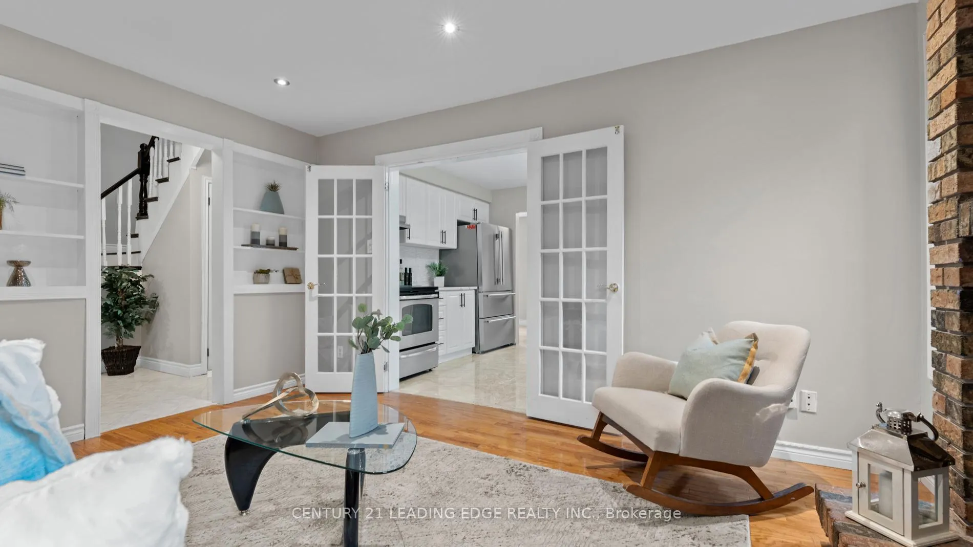 Photo 8 of 42 Tanager Square, Brampton, Heart Lake West — HOMEH