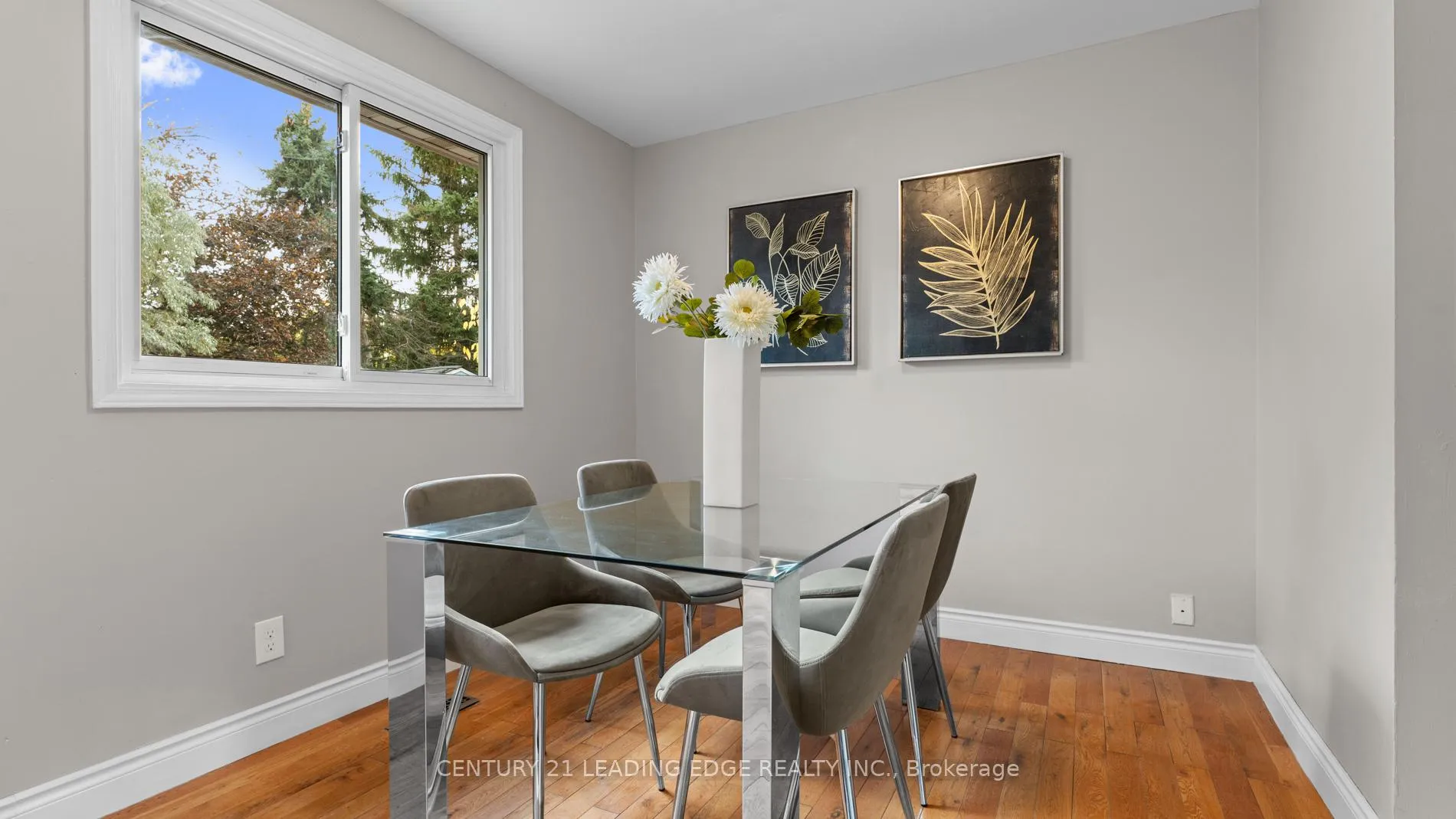 Photo 12 of 42 Tanager Square, Brampton, Heart Lake West — HOMEH