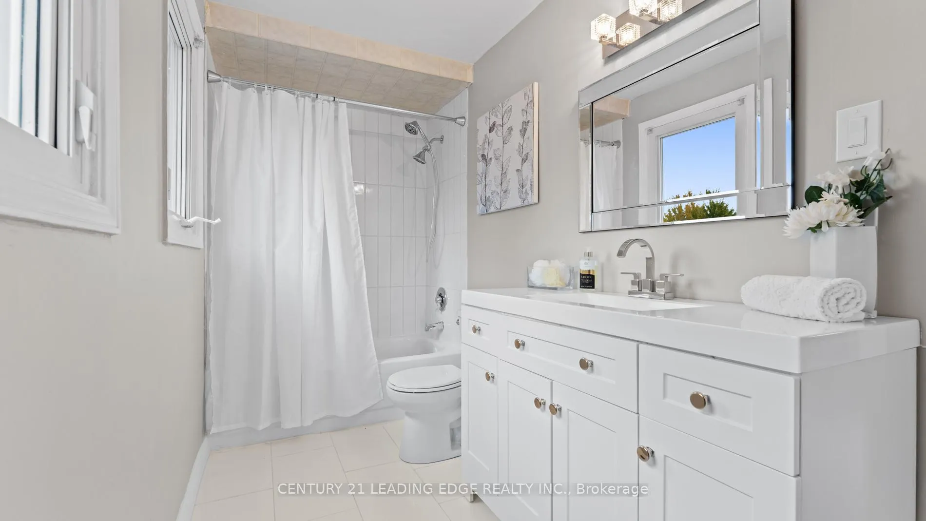 Photo 21 of 42 Tanager Square, Brampton, Heart Lake West — HOMEH