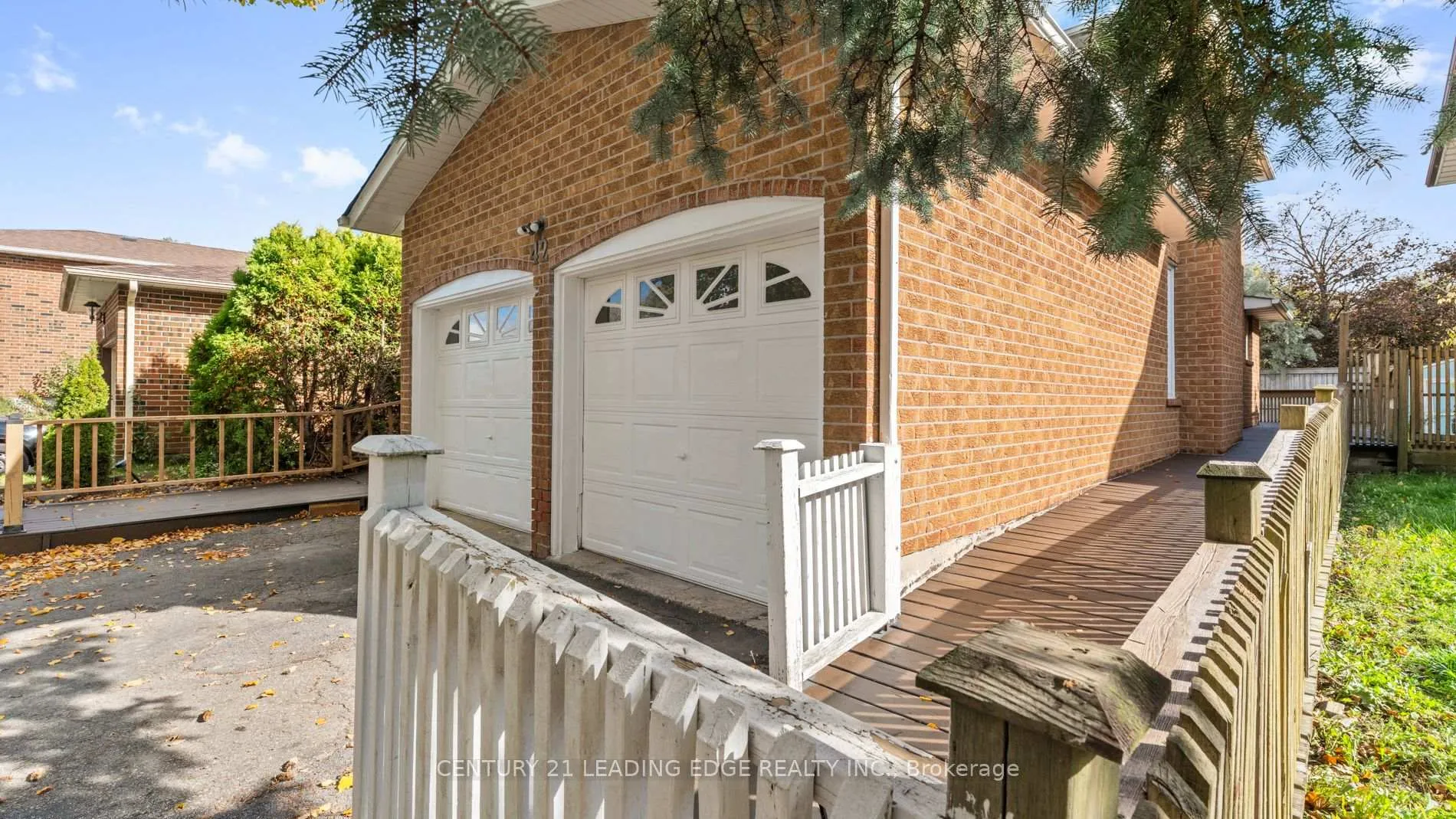 Photo 26 of 42 Tanager Square, Brampton, Heart Lake West — HOMEH